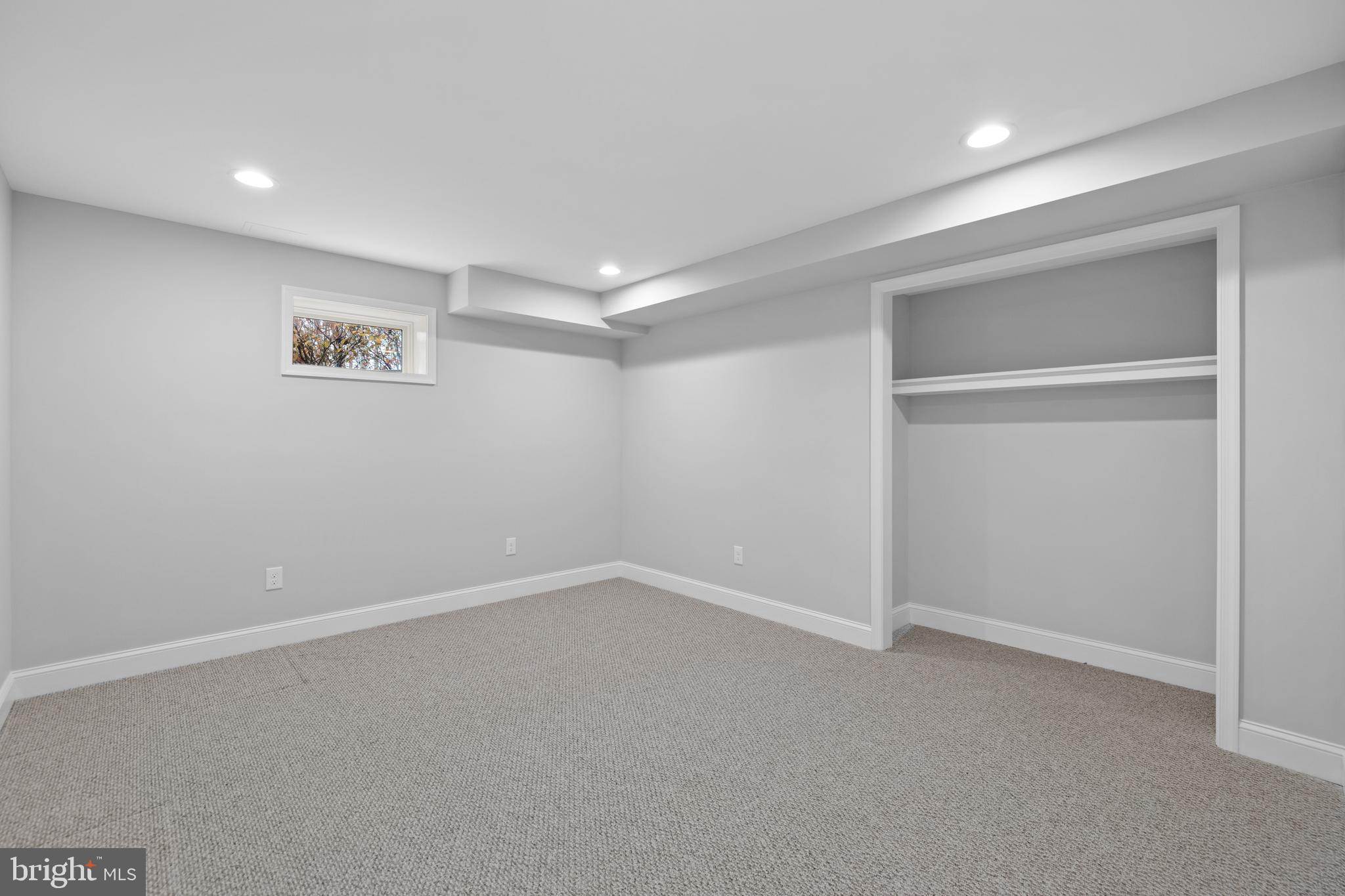 BROOKFIELD - Residential