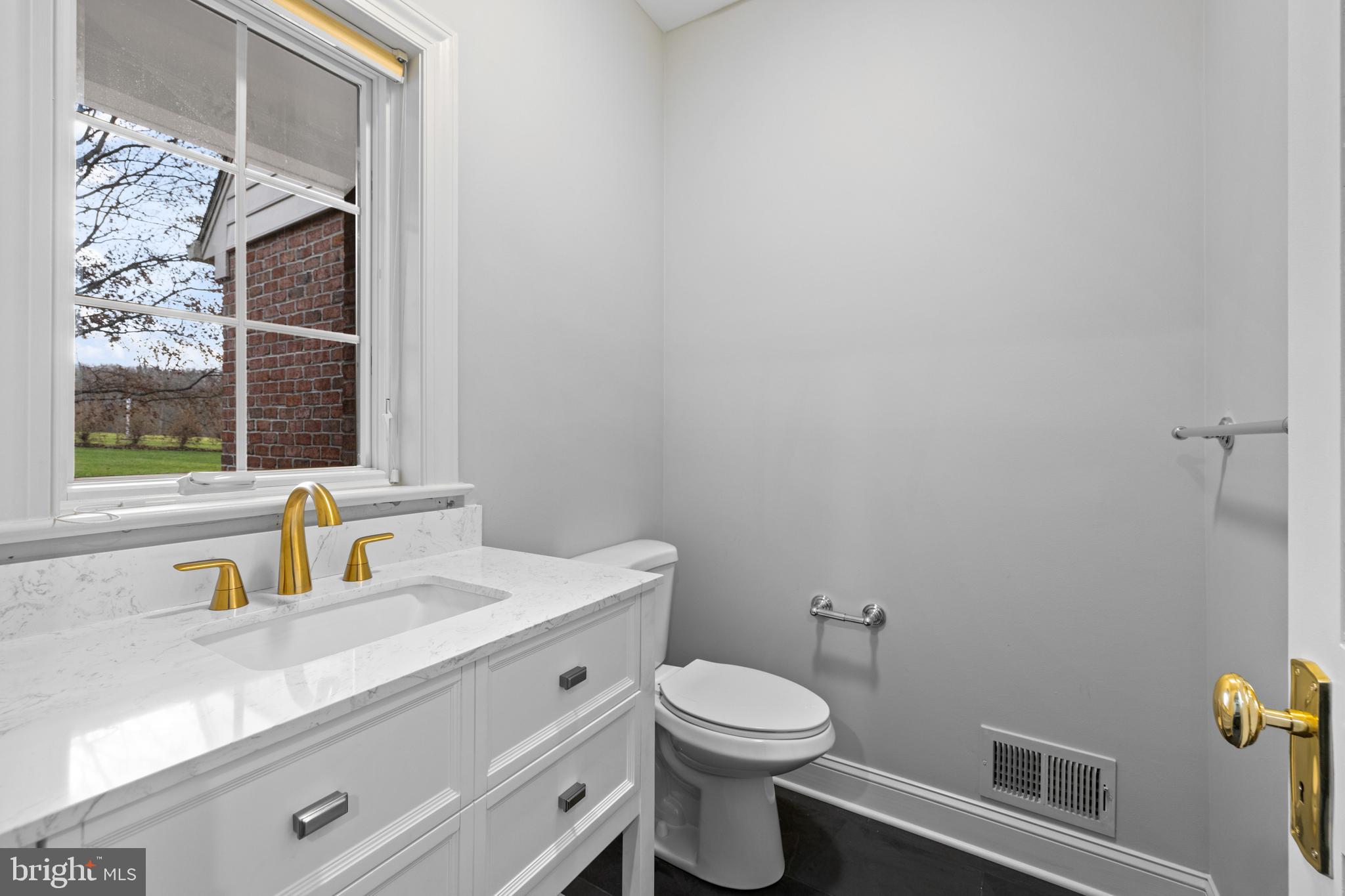 BROOKFIELD - Residential