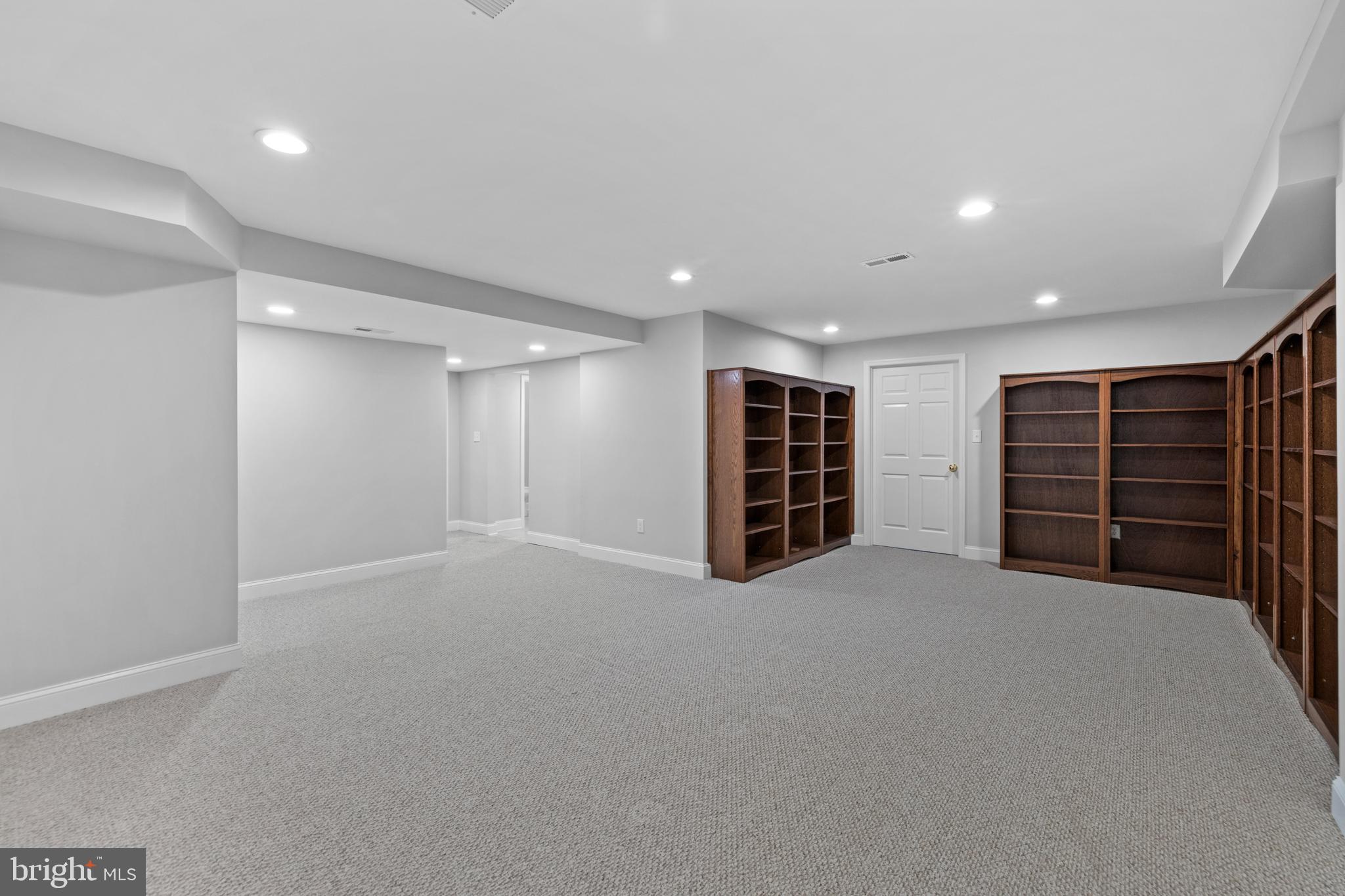 BROOKFIELD - Residential