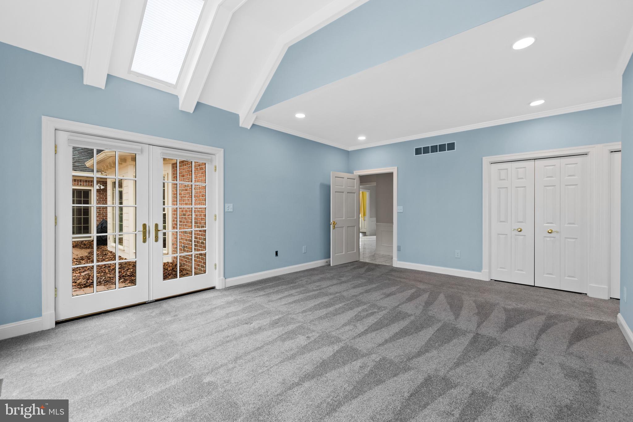 BROOKFIELD - Residential