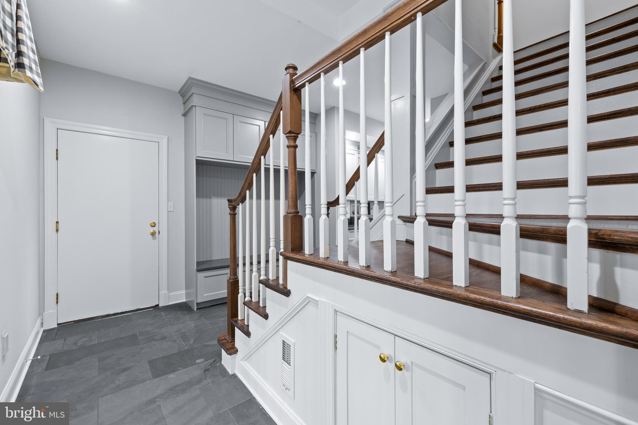 BROOKFIELD - Residential