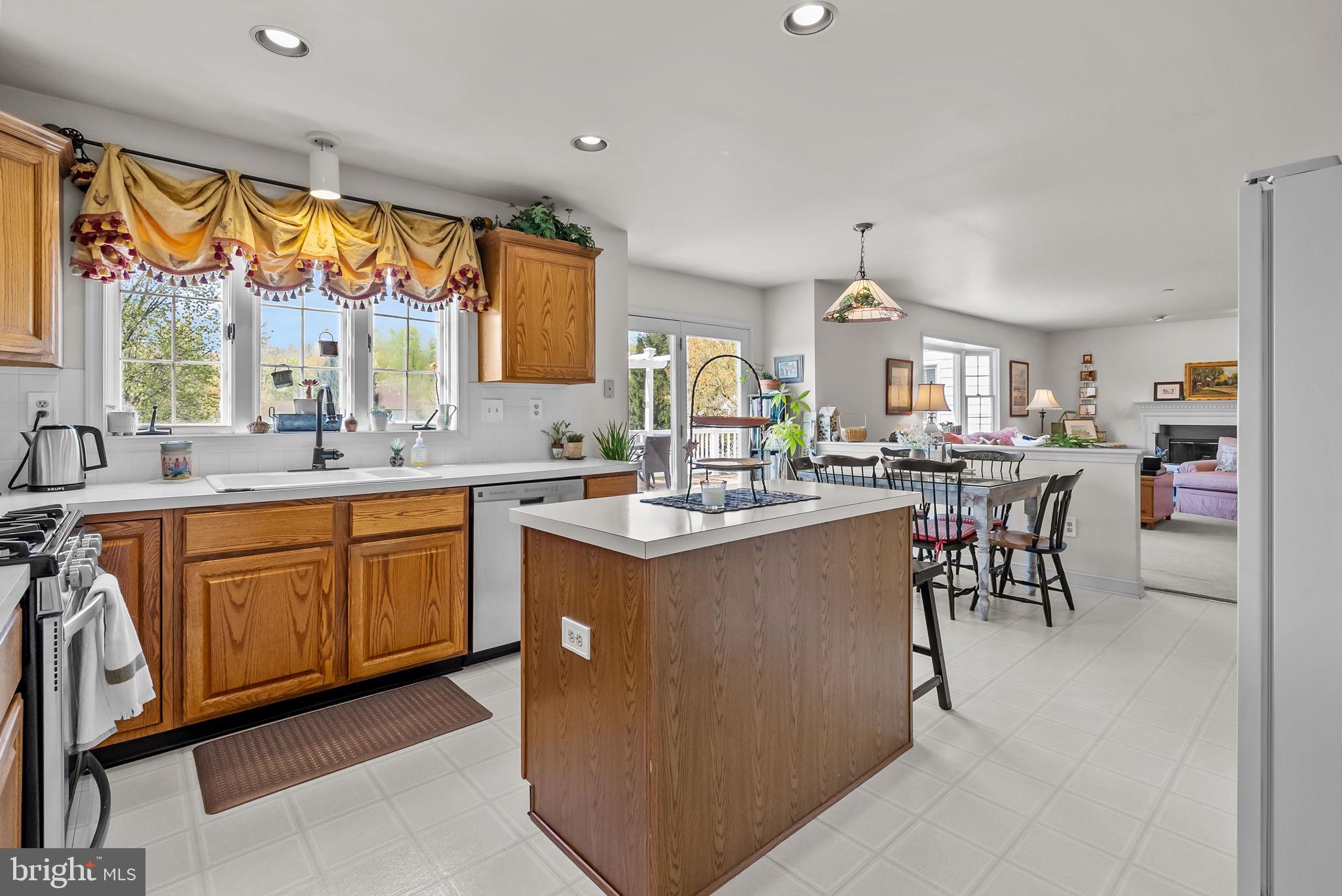 PENNS FIELD AT FAR - Residential