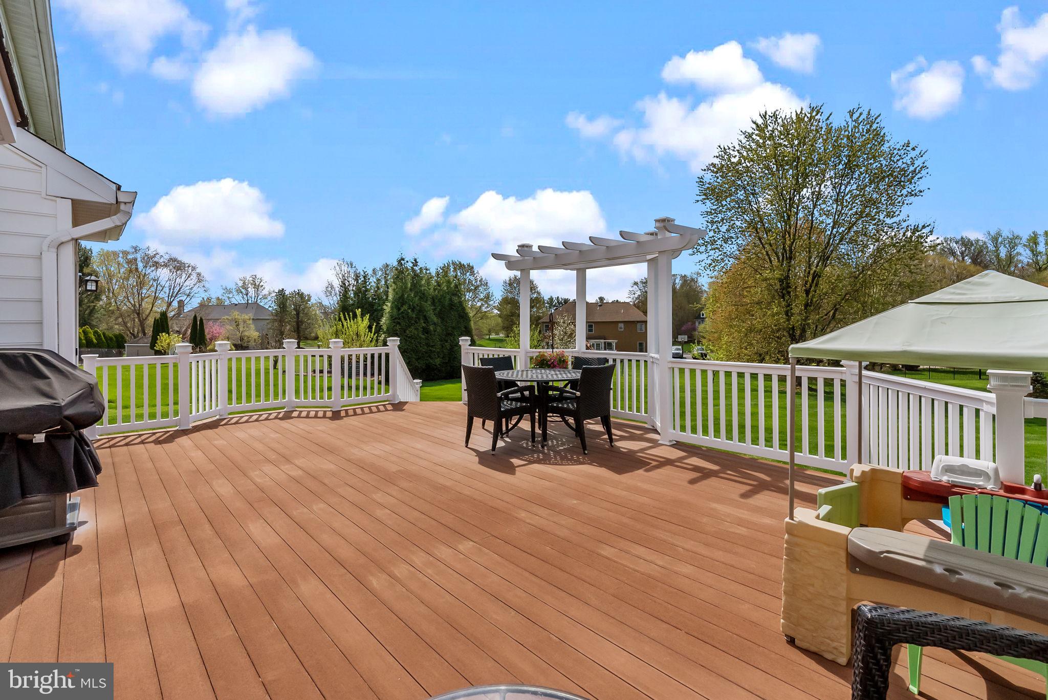 PENNS FIELD AT FAR - Residential