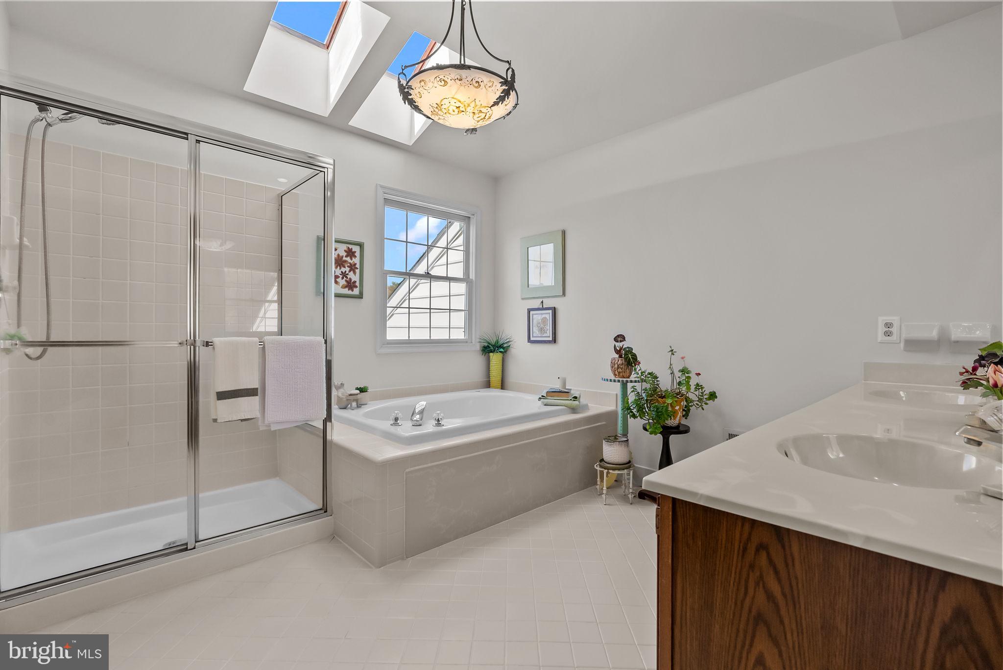 PENNS FIELD AT FAR - Residential