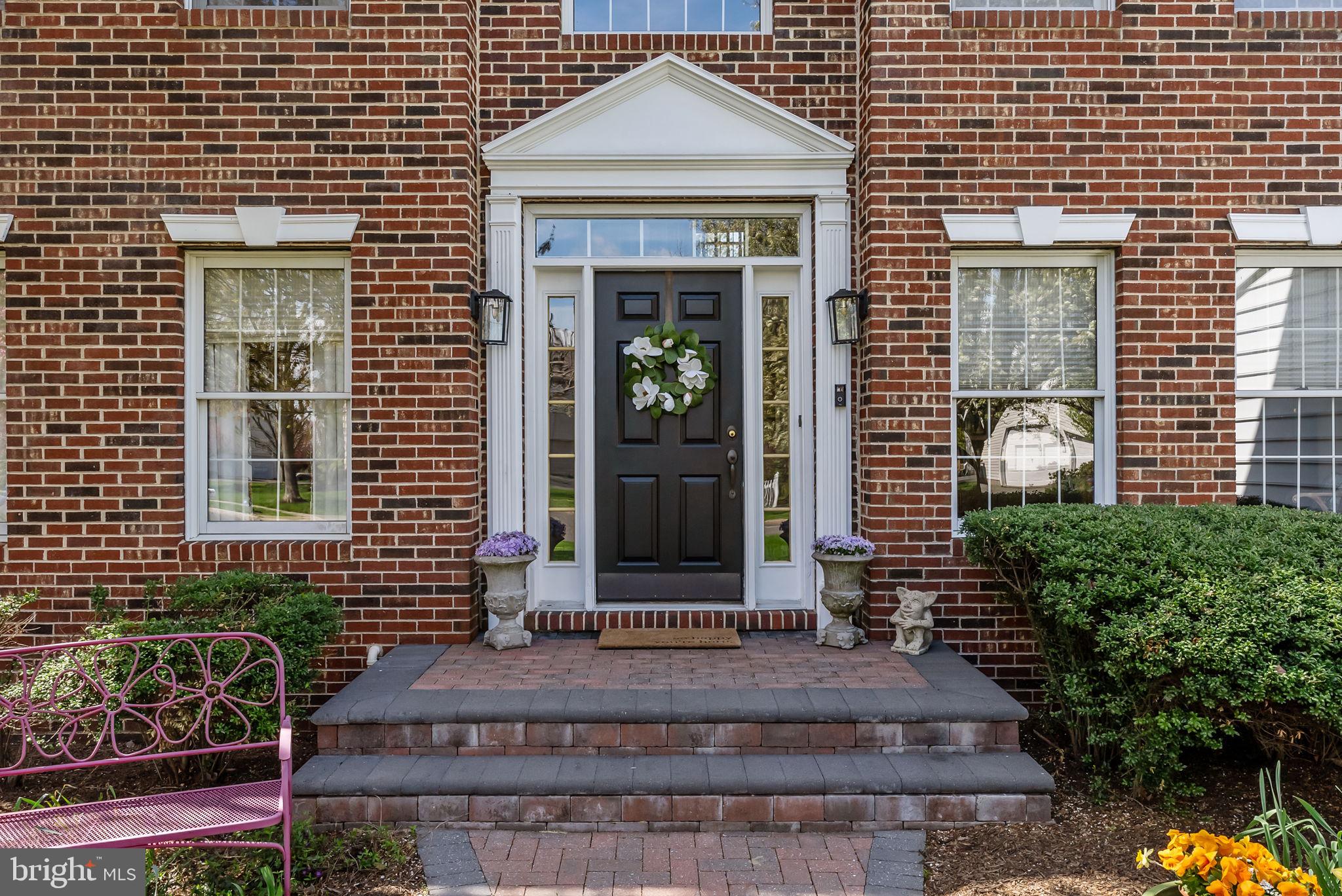 2029 FARMVIEW DRIVE