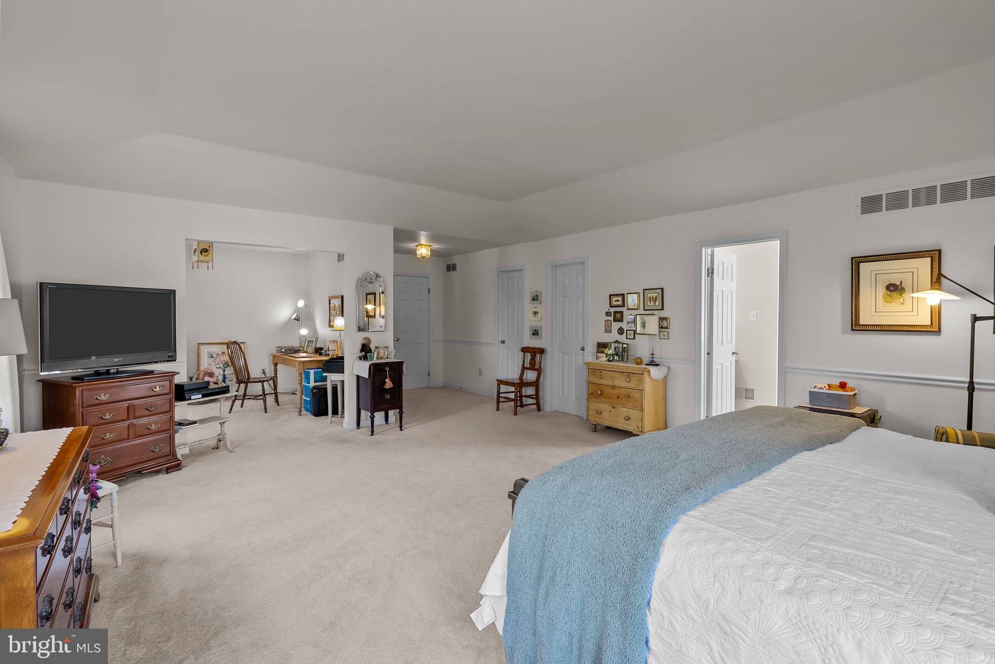 PENNS FIELD AT FAR - Residential