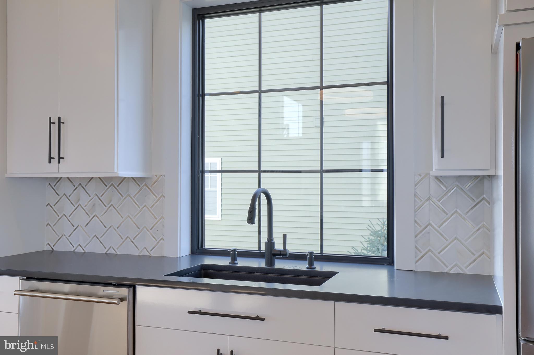 HAYDN MANOR - Residential