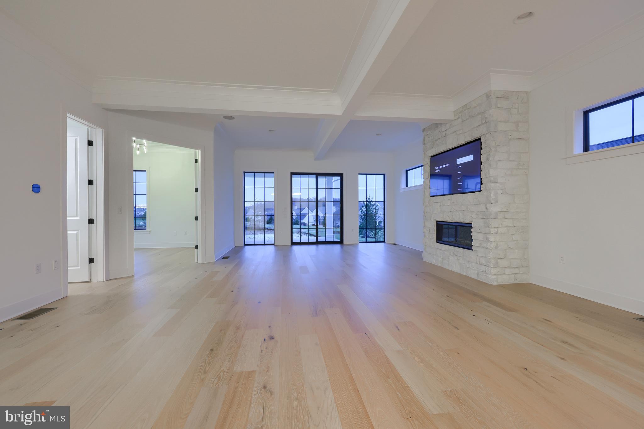 HAYDN MANOR - Residential