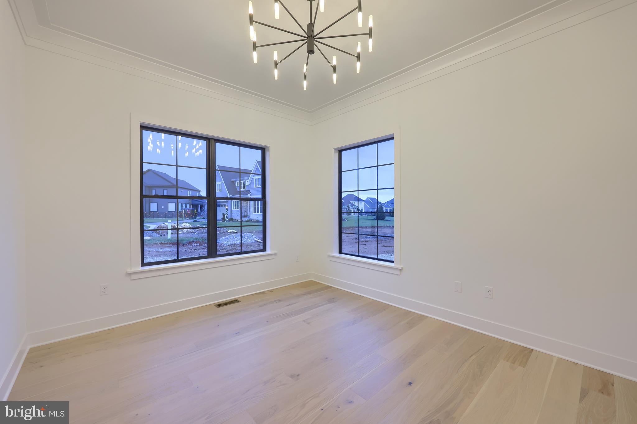 HAYDN MANOR - Residential