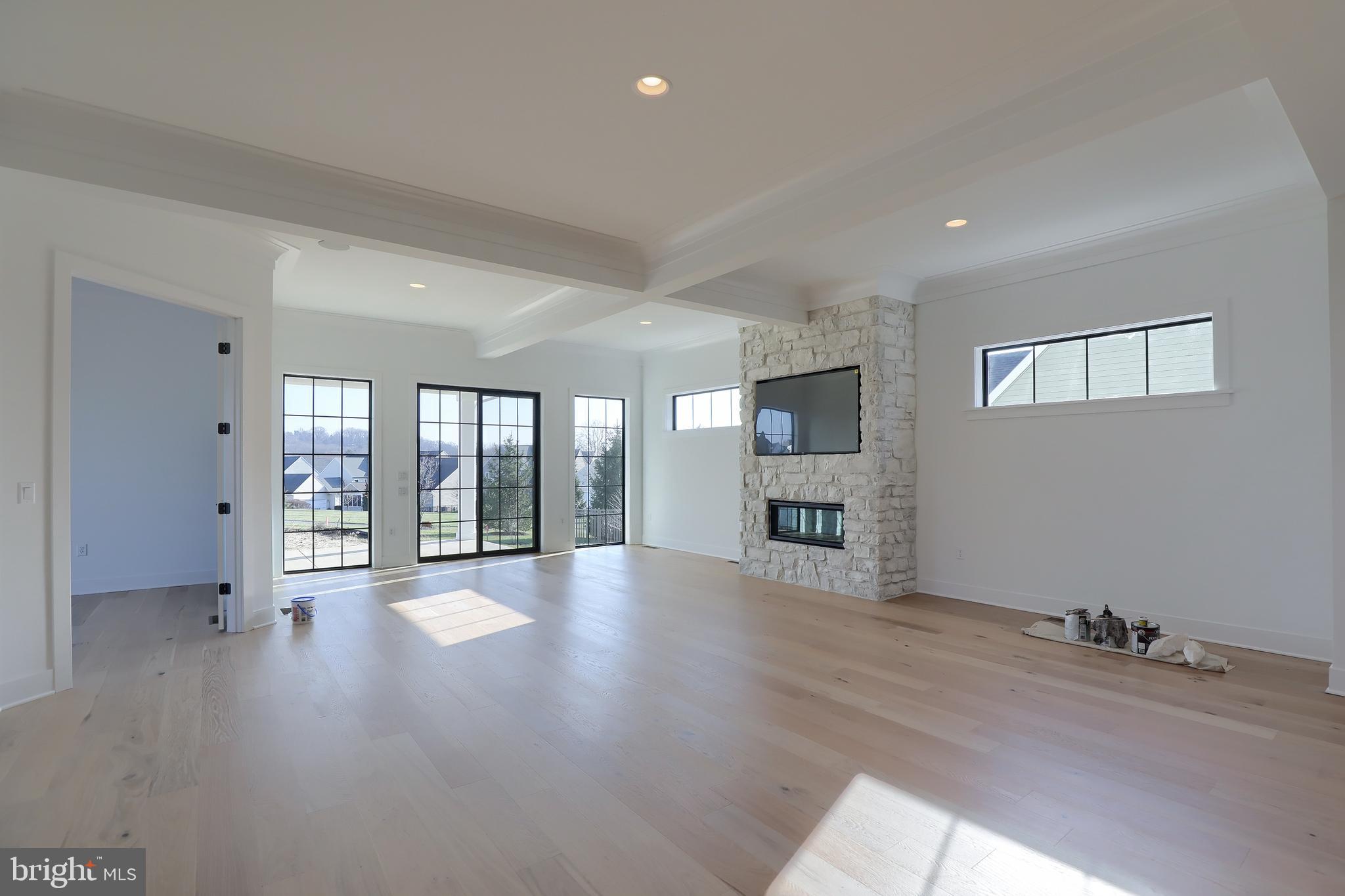 HAYDN MANOR - Residential