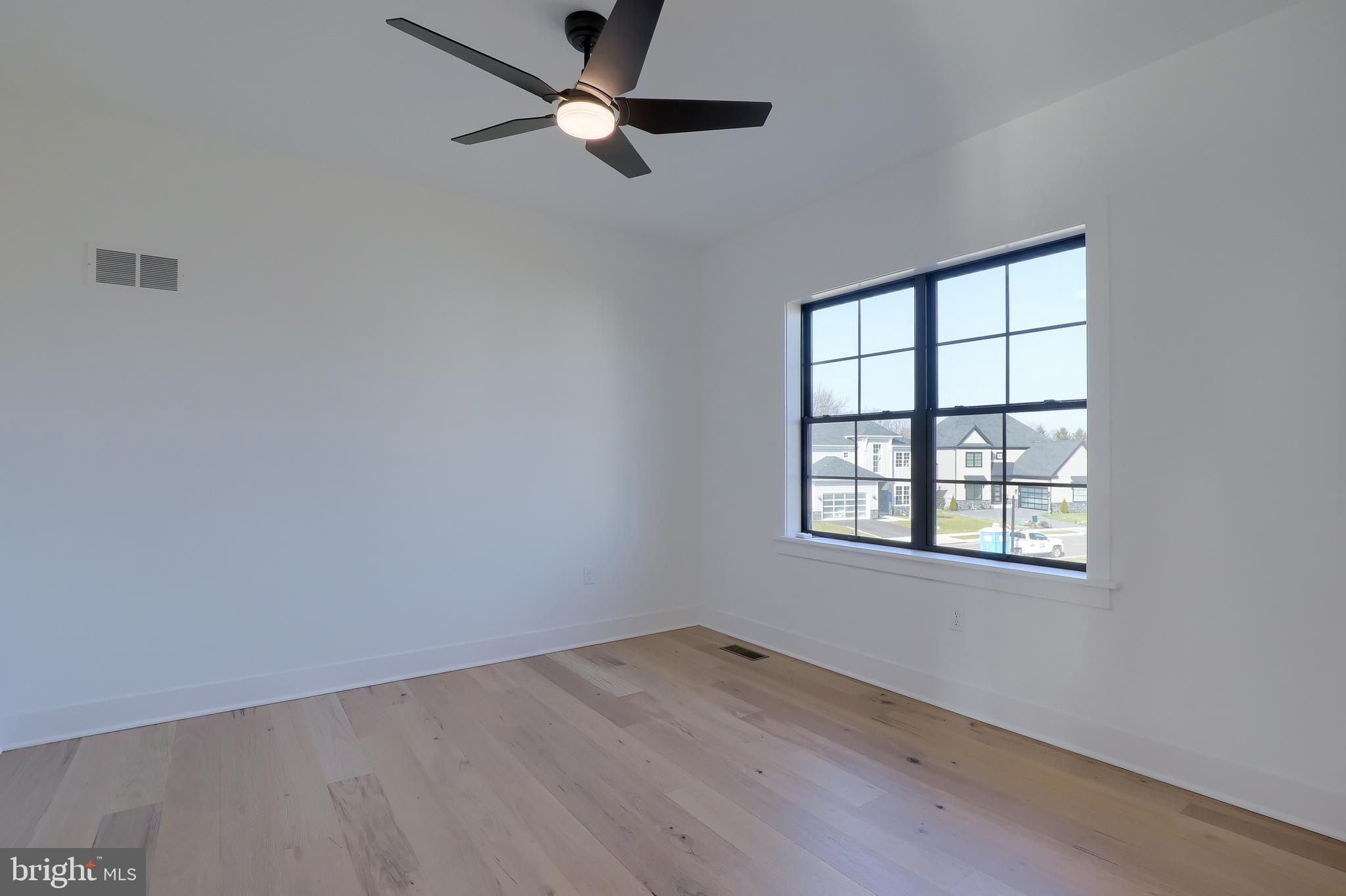 HAYDN MANOR - Residential