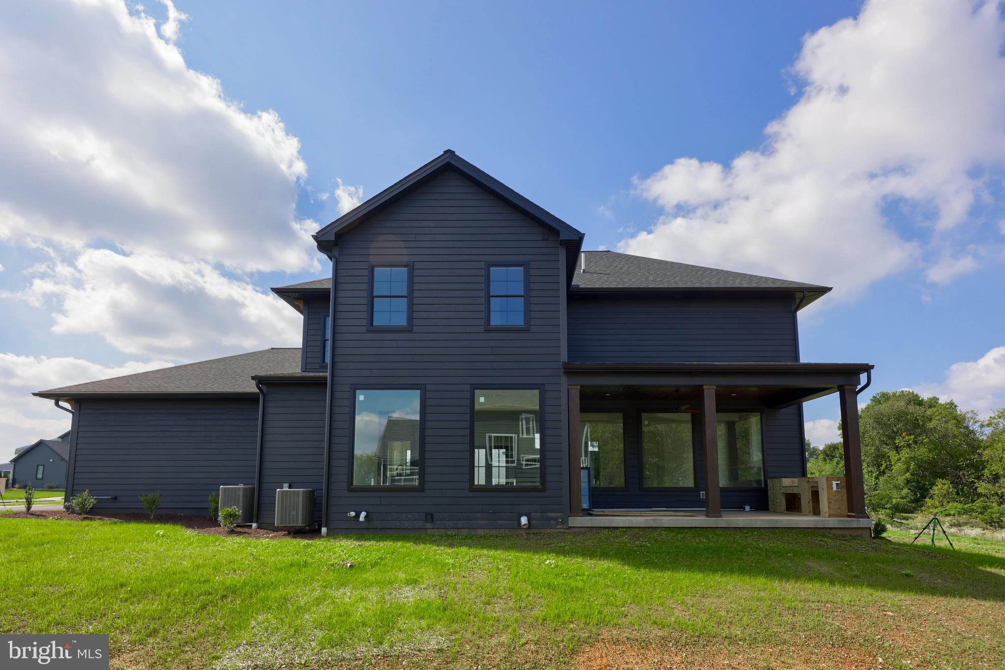 HAYDN MANOR - Residential