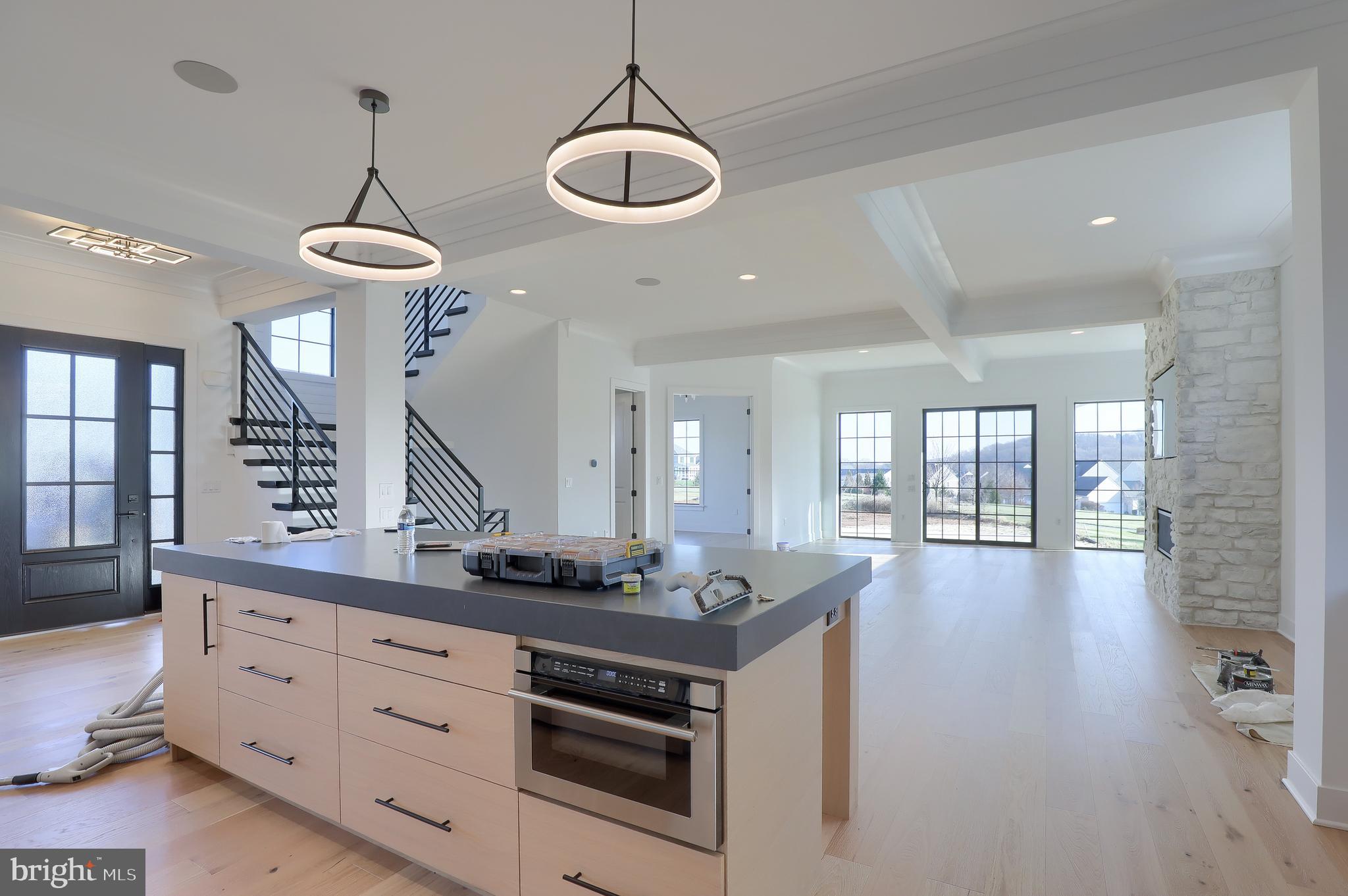 HAYDN MANOR - Residential