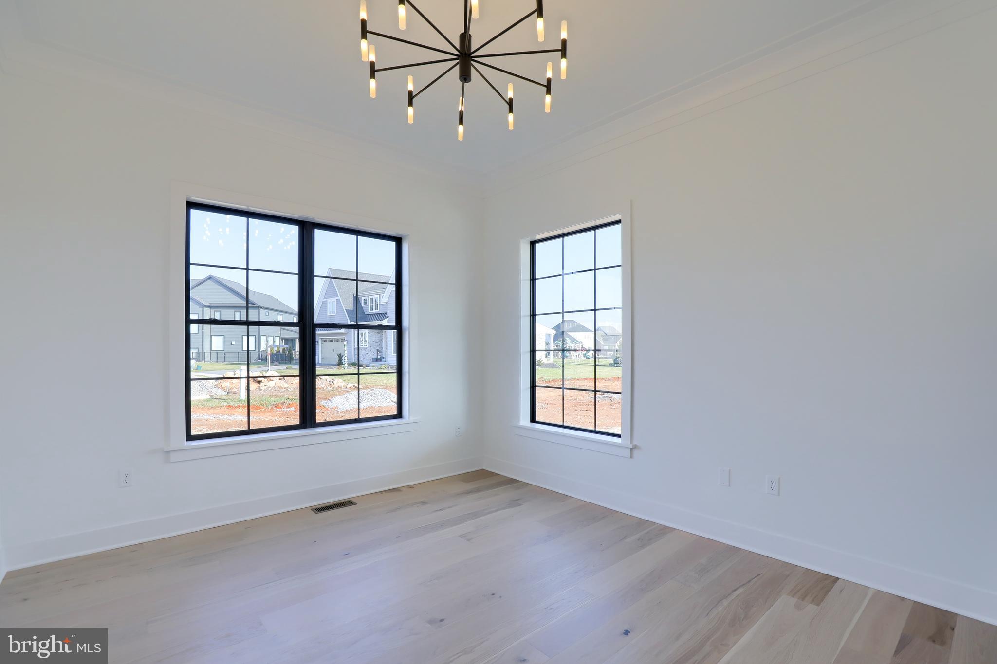 HAYDN MANOR - Residential