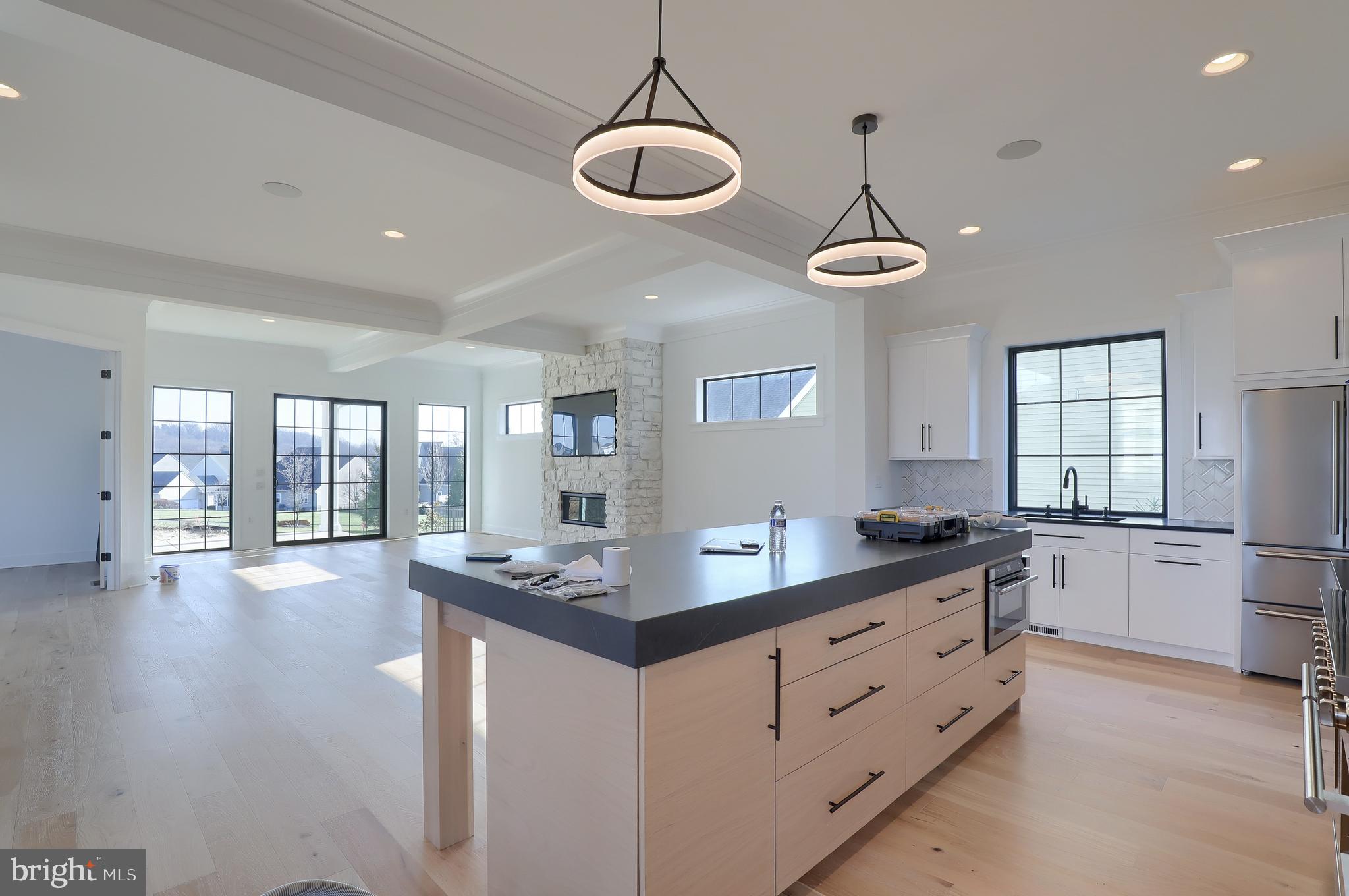 HAYDN MANOR - Residential