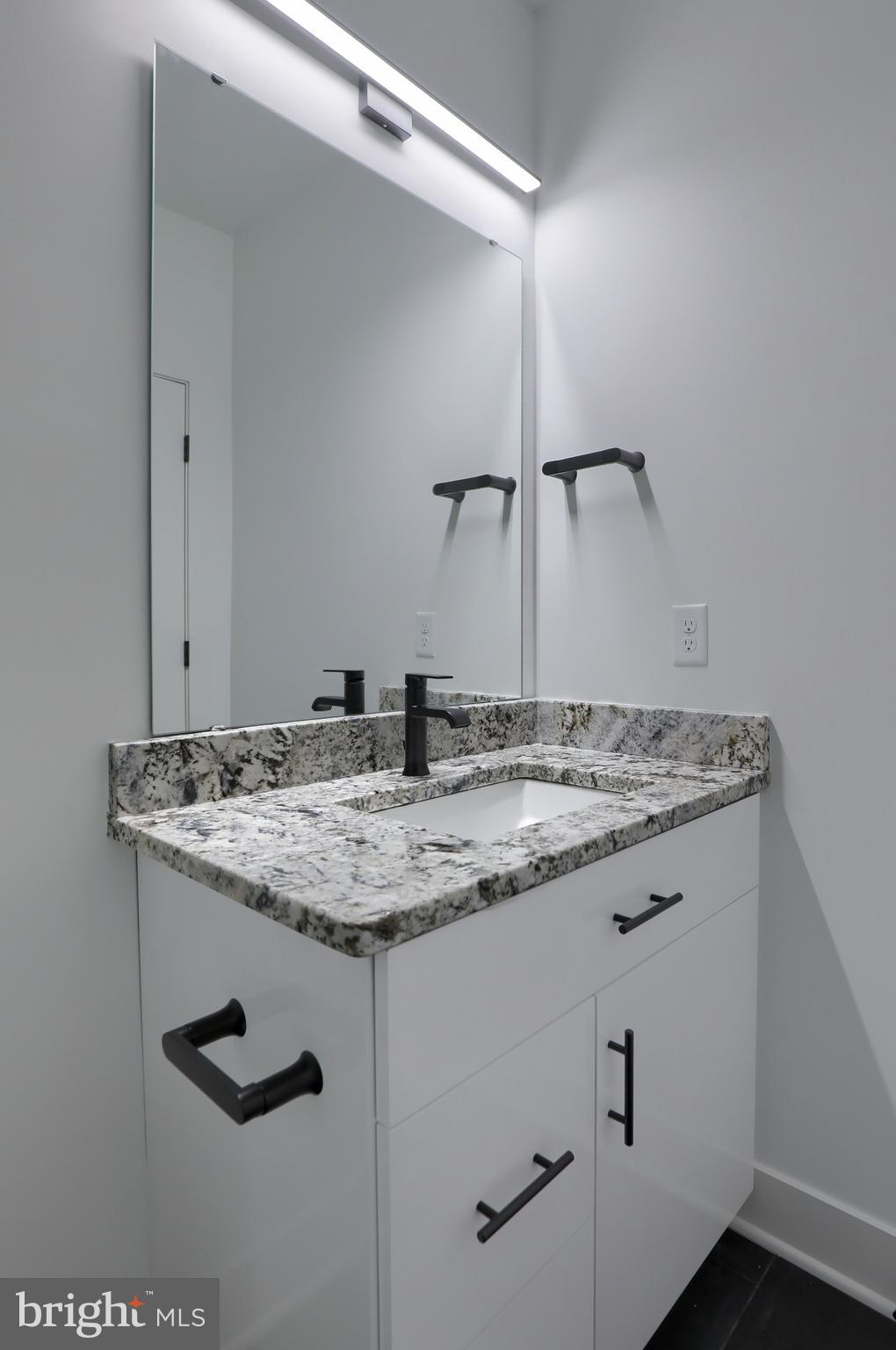 HAYDN MANOR - Residential