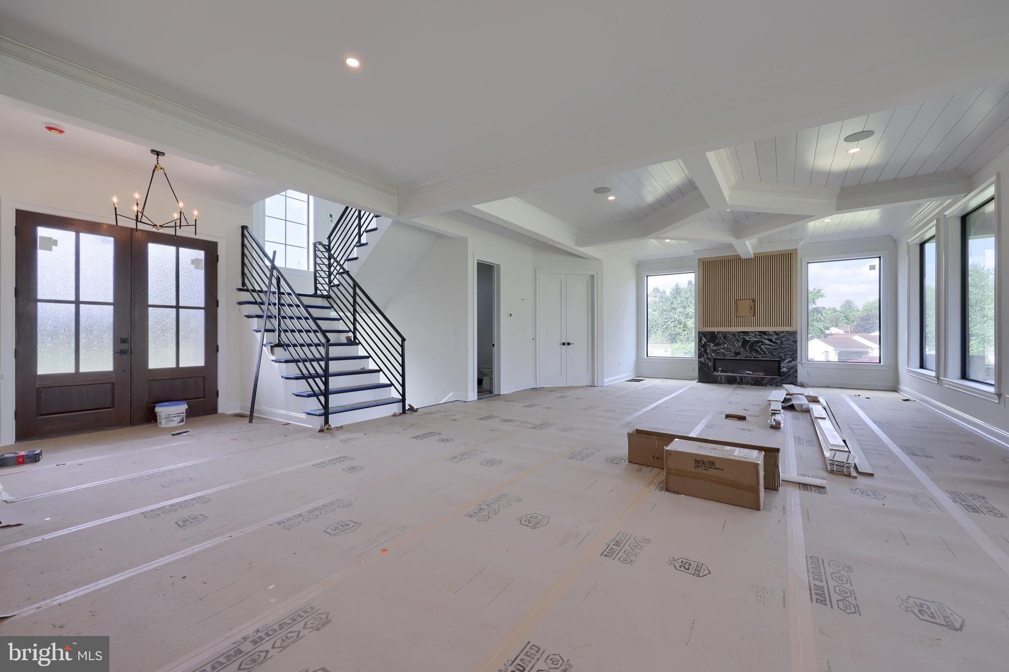 HAYDN MANOR - Residential