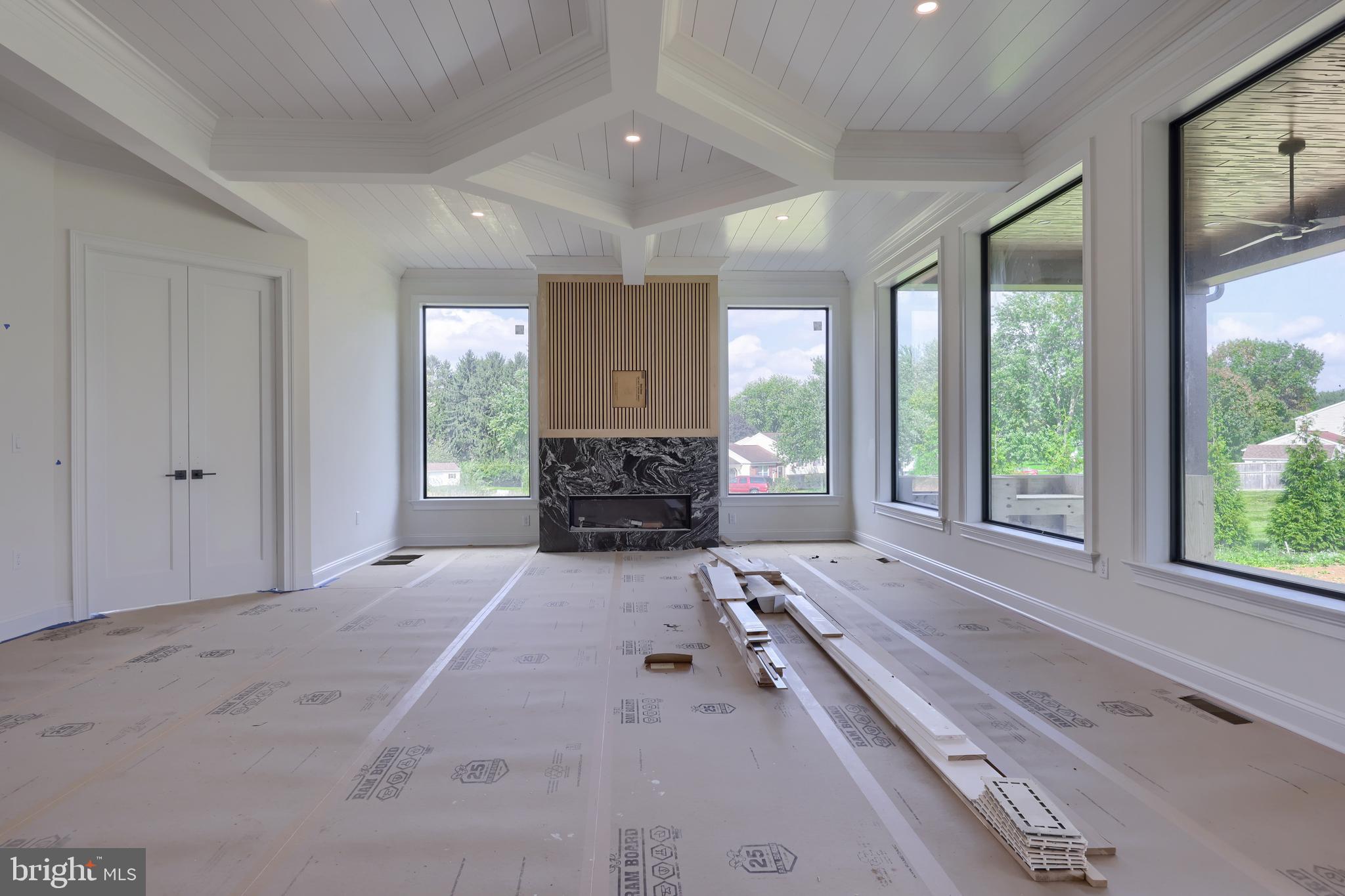 HAYDN MANOR - Residential