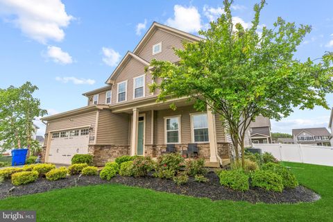 8798 BANCROFT DRIVE WALDORF MD 20603