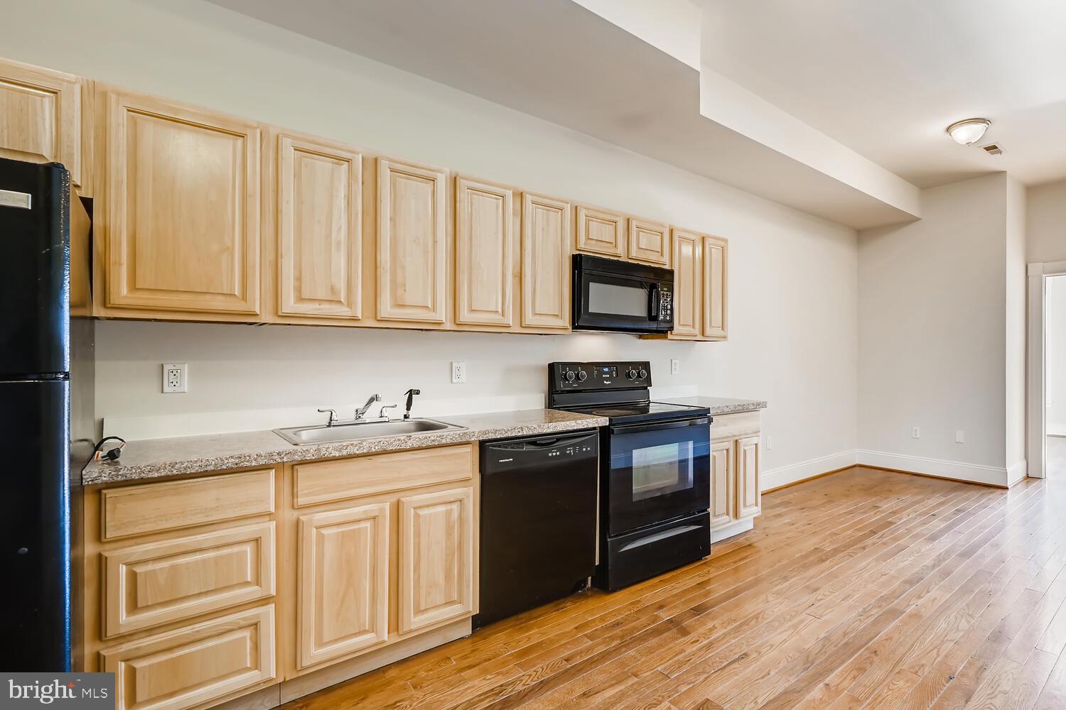 STATION NORTH ARTS DISTRICT - Residential Income