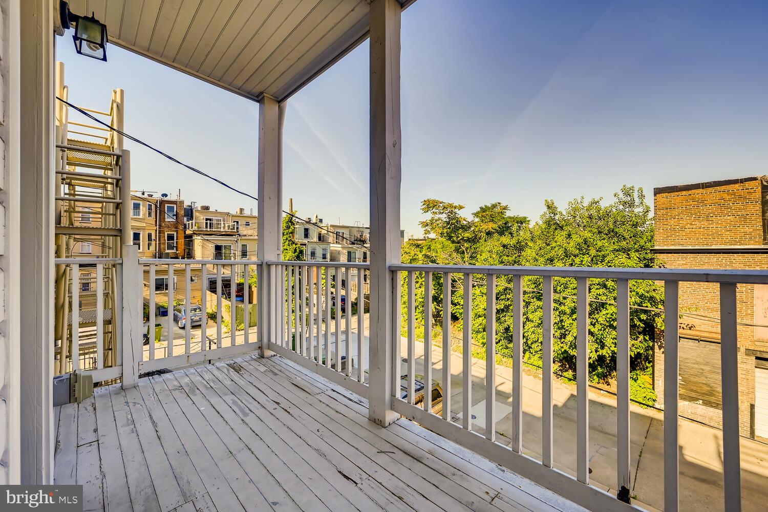 STATION NORTH ARTS DISTRICT - Residential Income