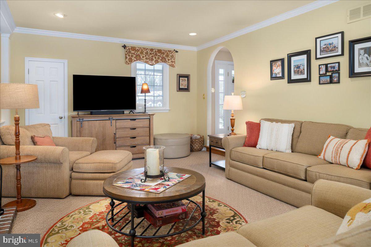 HILLCRESTSHIRE - Residential