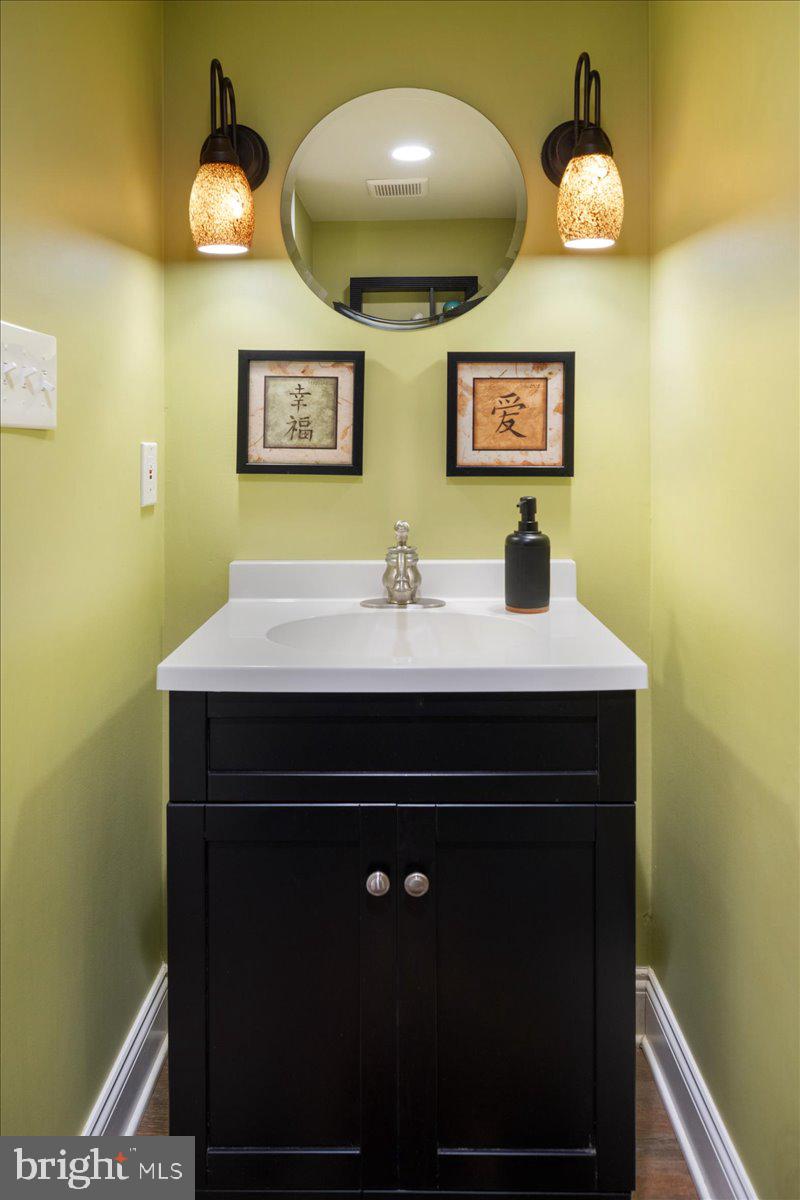 HILLCRESTSHIRE - Residential