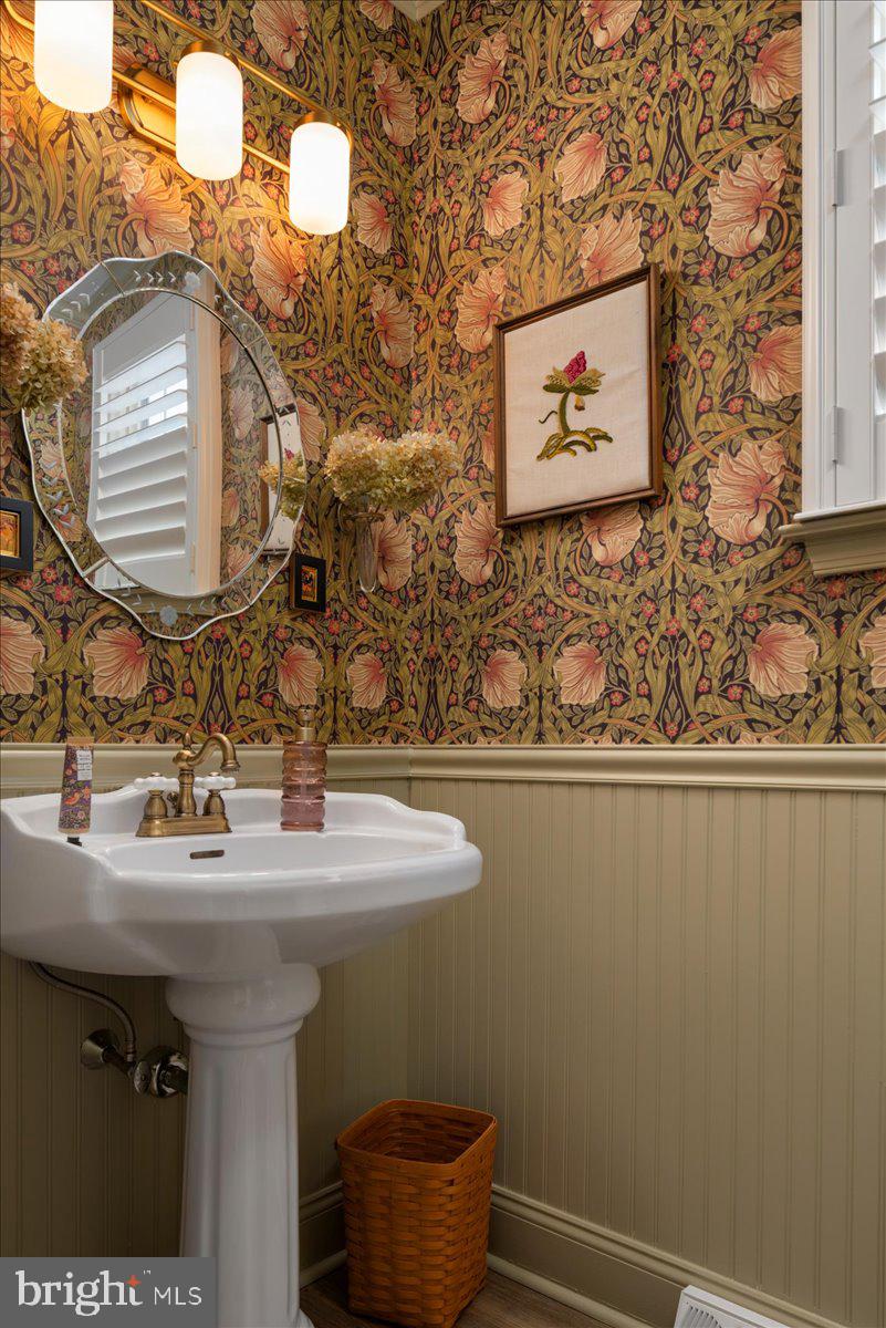 HILLCRESTSHIRE - Residential