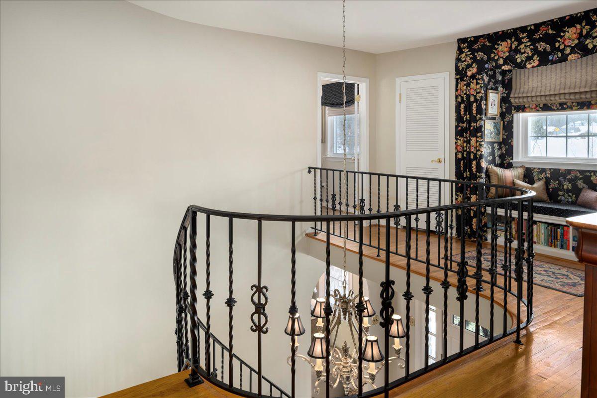 HILLCRESTSHIRE - Residential