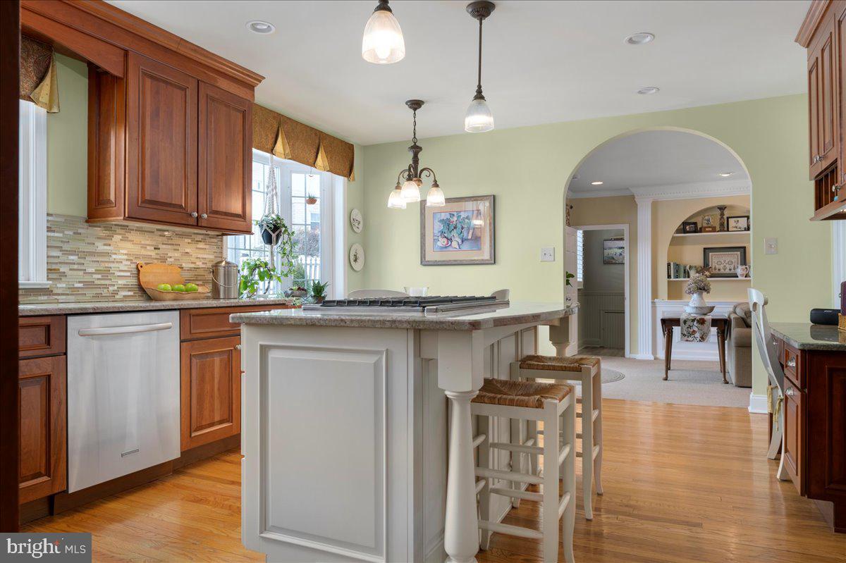 HILLCRESTSHIRE - Residential