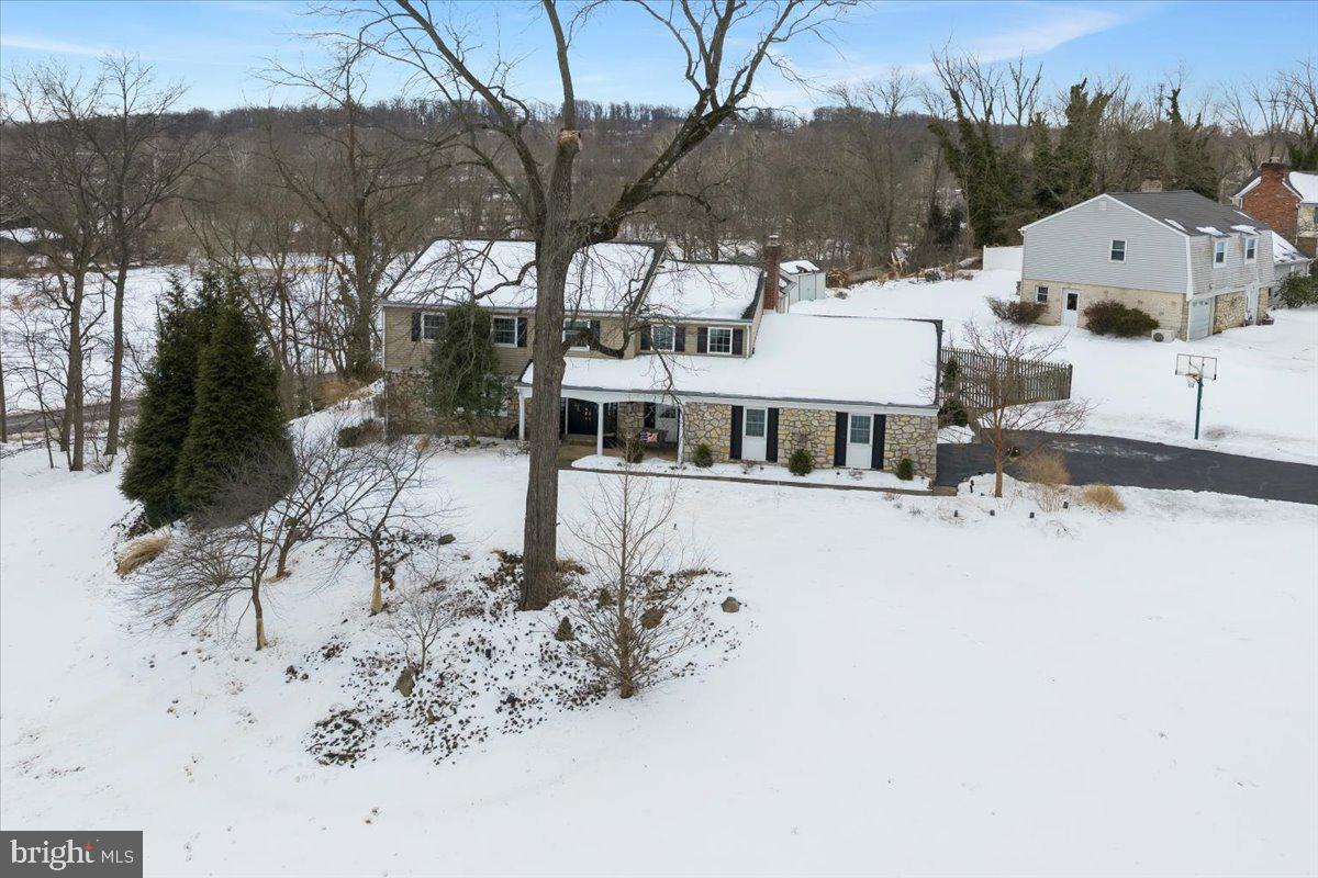 HILLCRESTSHIRE - Residential