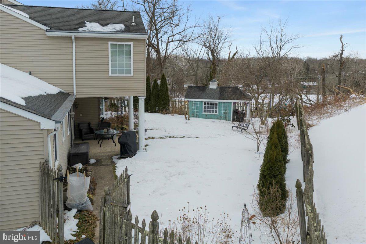 HILLCRESTSHIRE - Residential