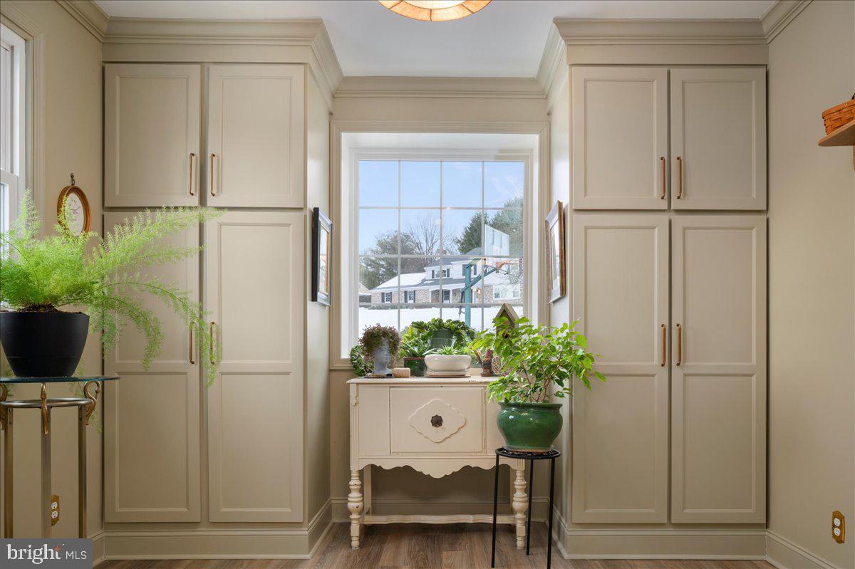 HILLCRESTSHIRE - Residential