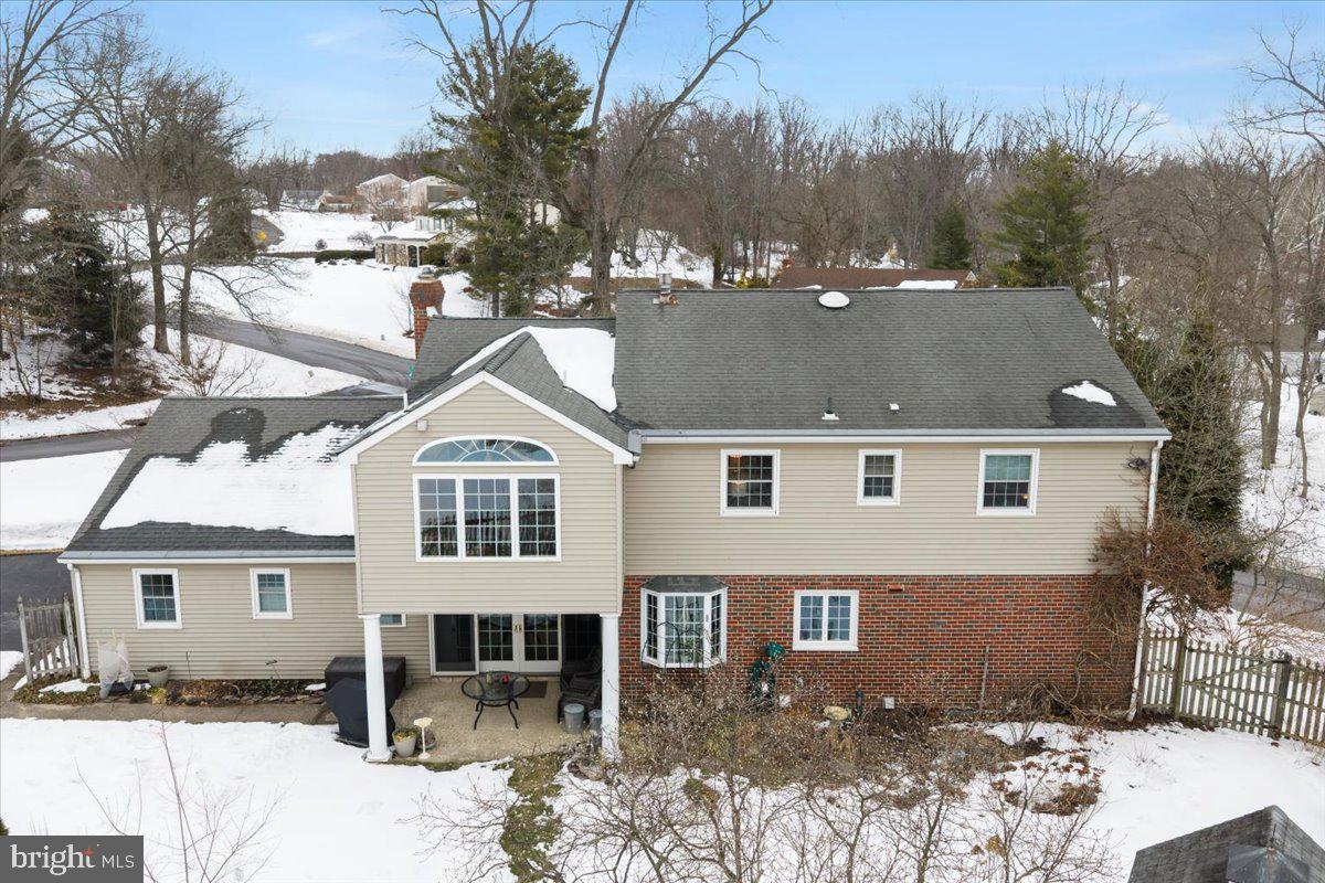 HILLCRESTSHIRE - Residential