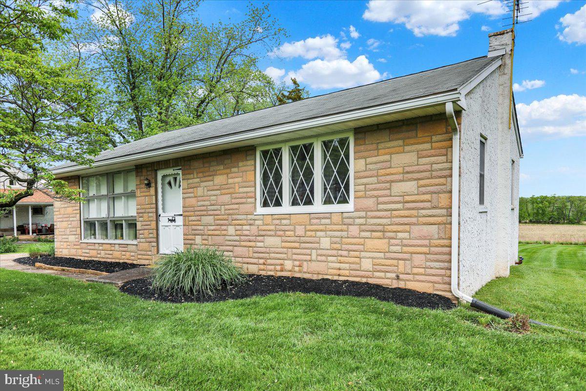 921 SPRING CITY ROAD