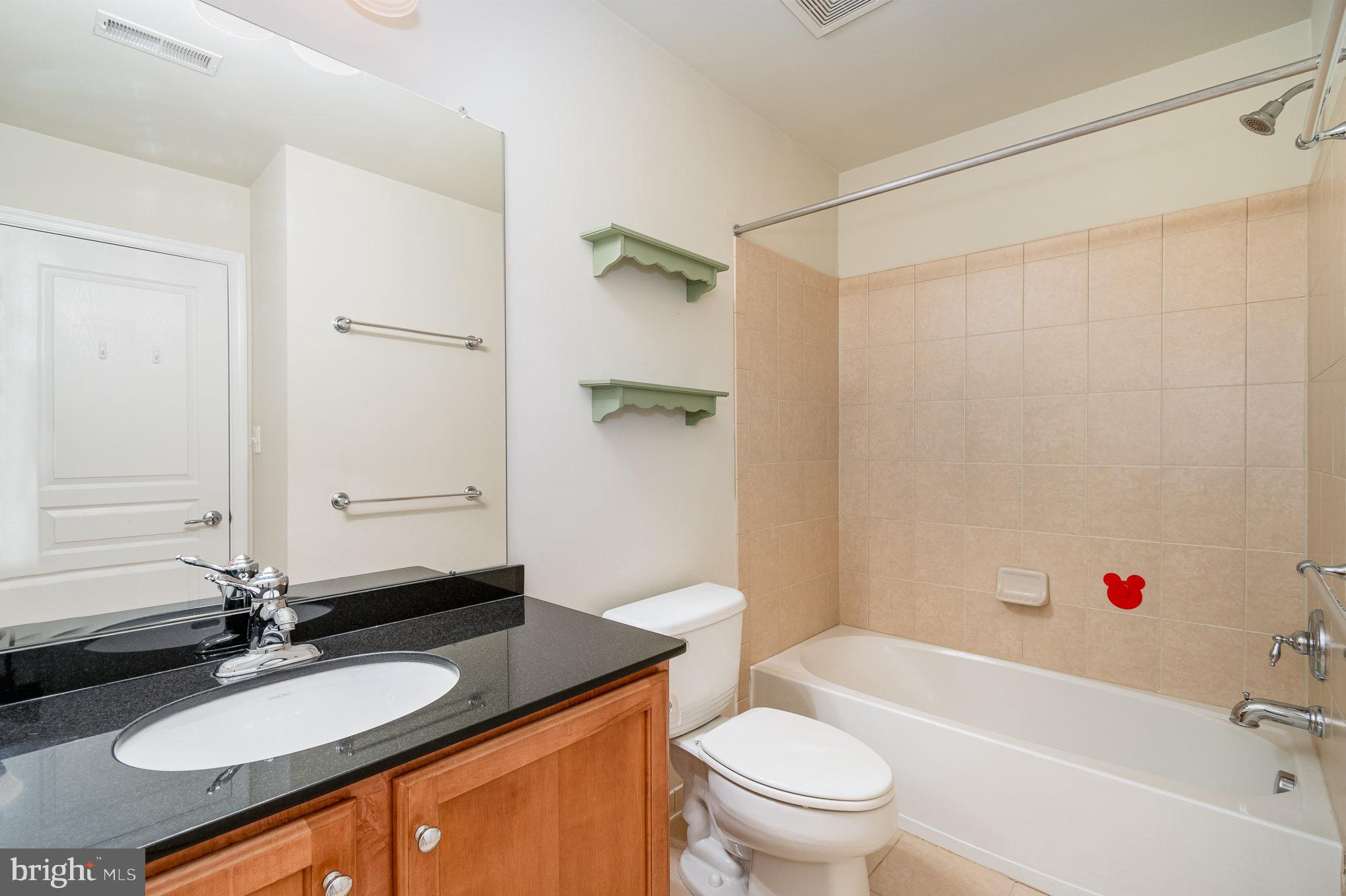 WHISPERING CREEK - Residential