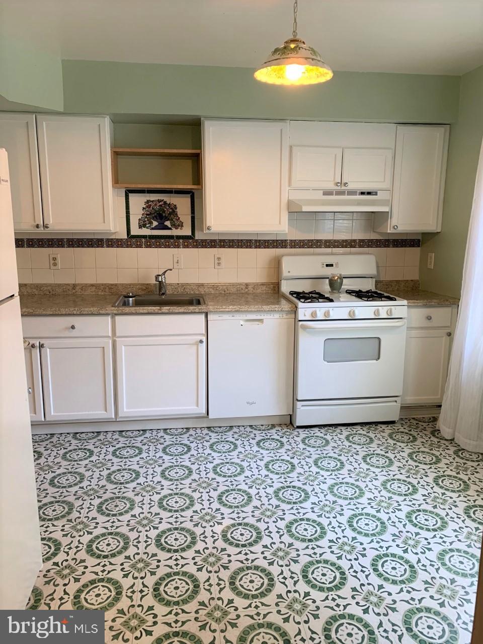 DALE CITY - Residential