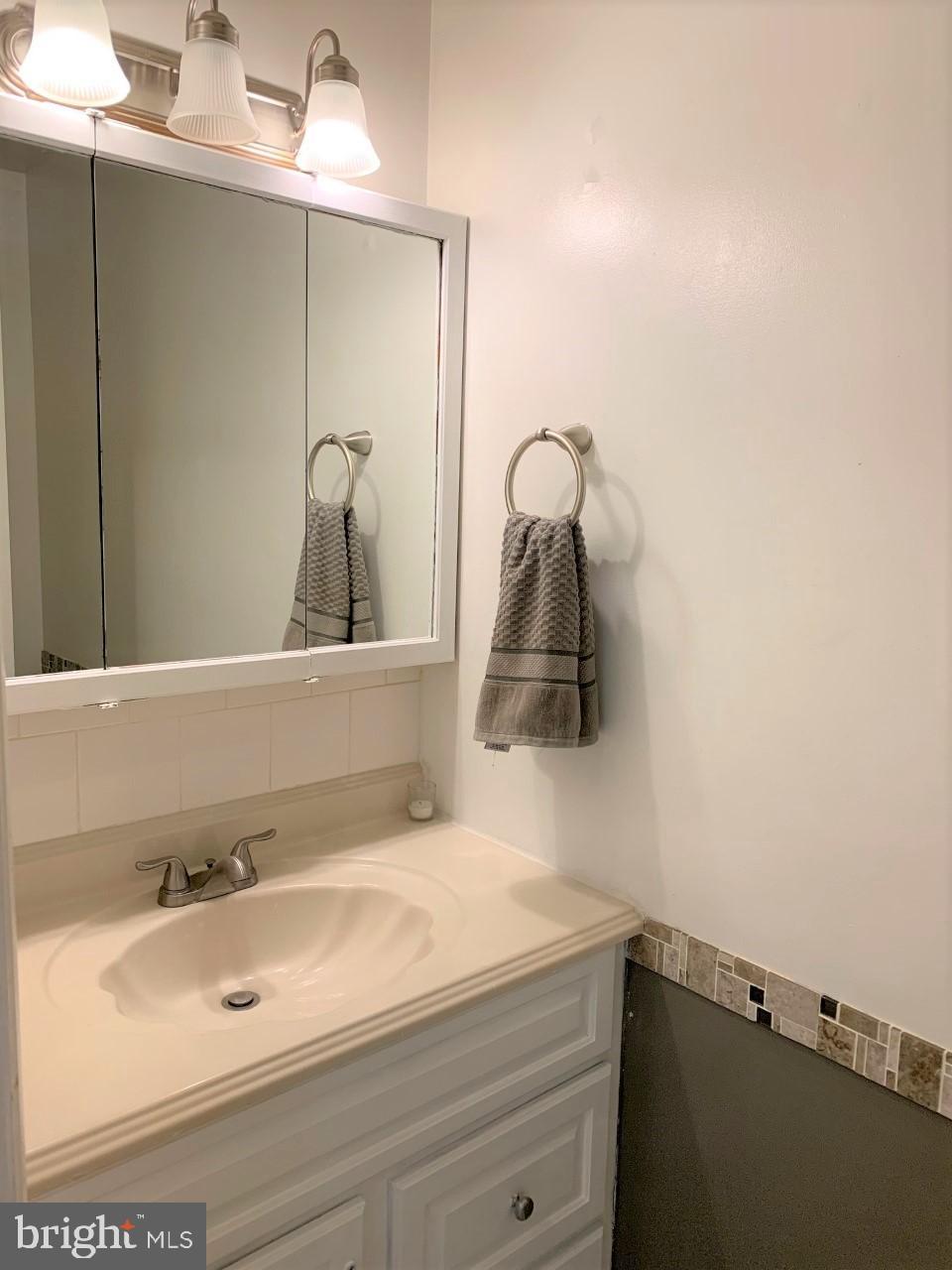 DALE CITY - Residential