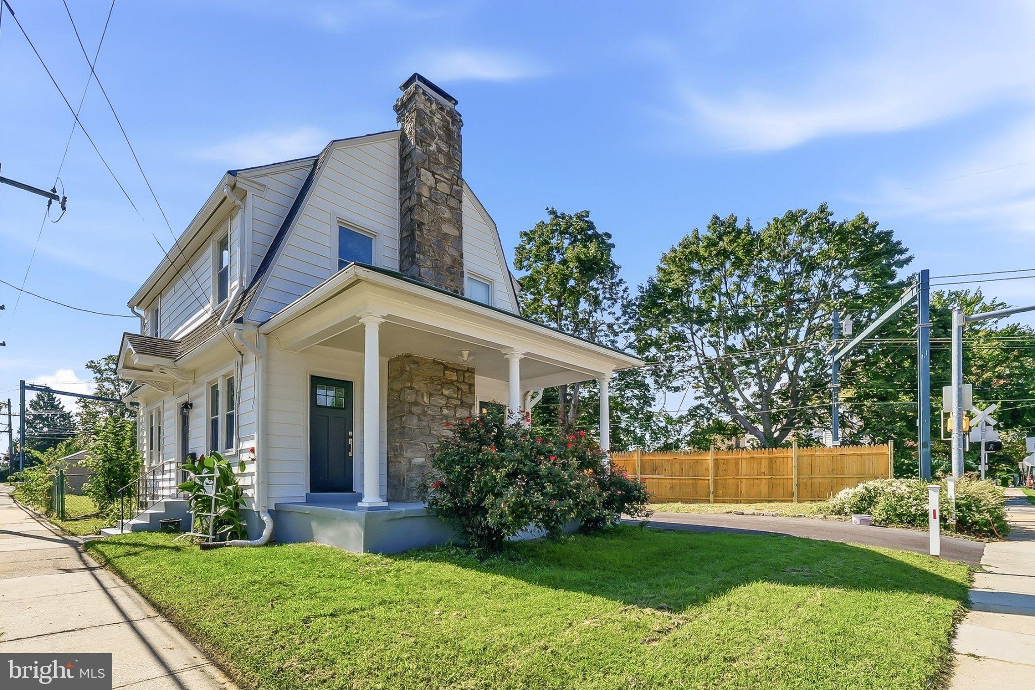 3700 SCHOOL LANE