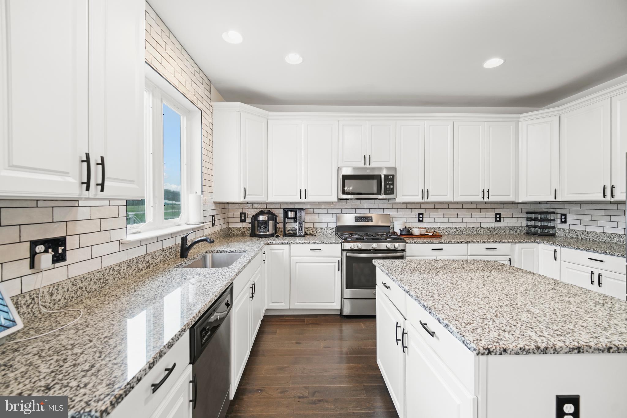 PONDS OF ODESSA - Residential