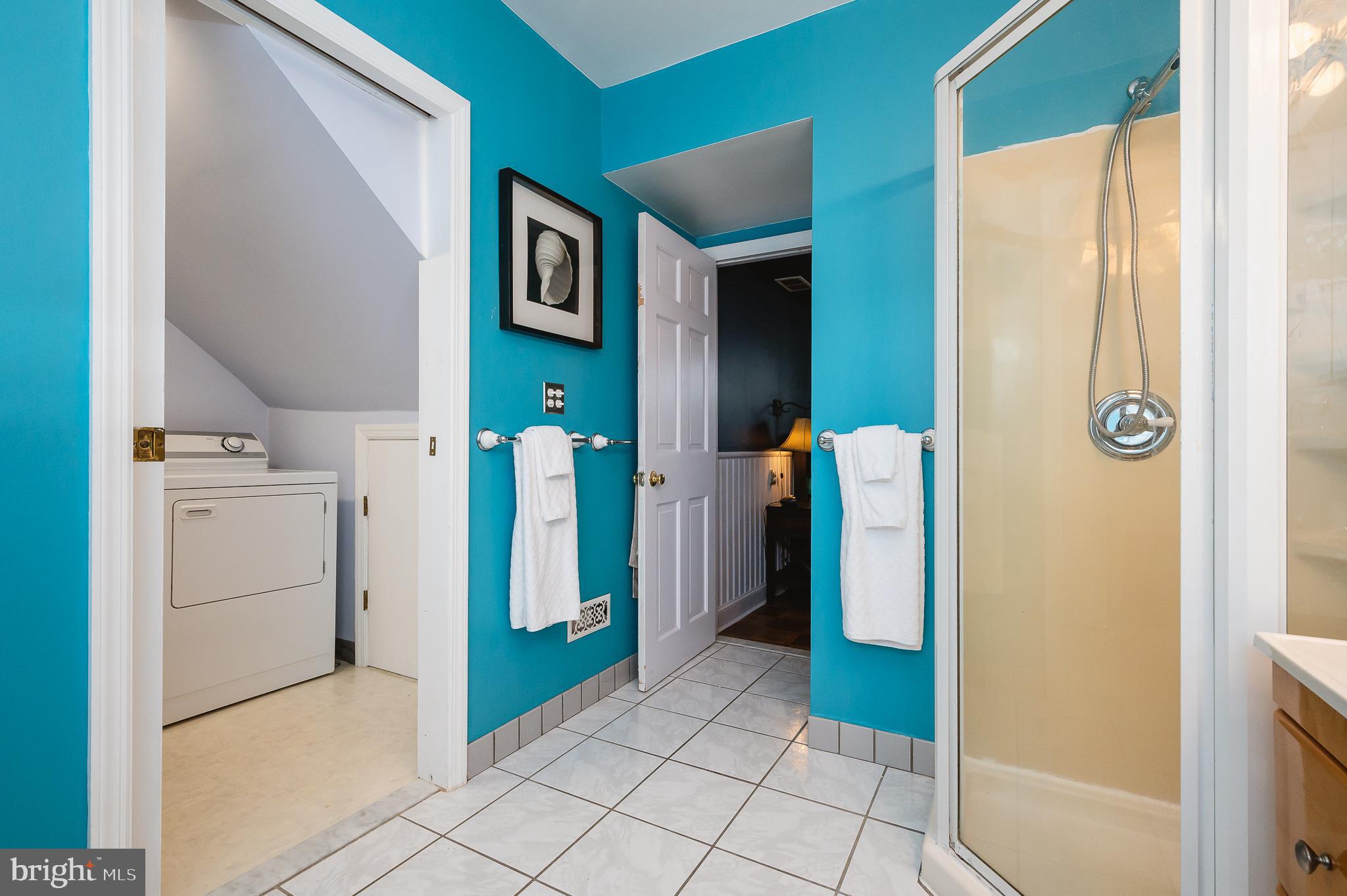 ELMWOOD - Residential