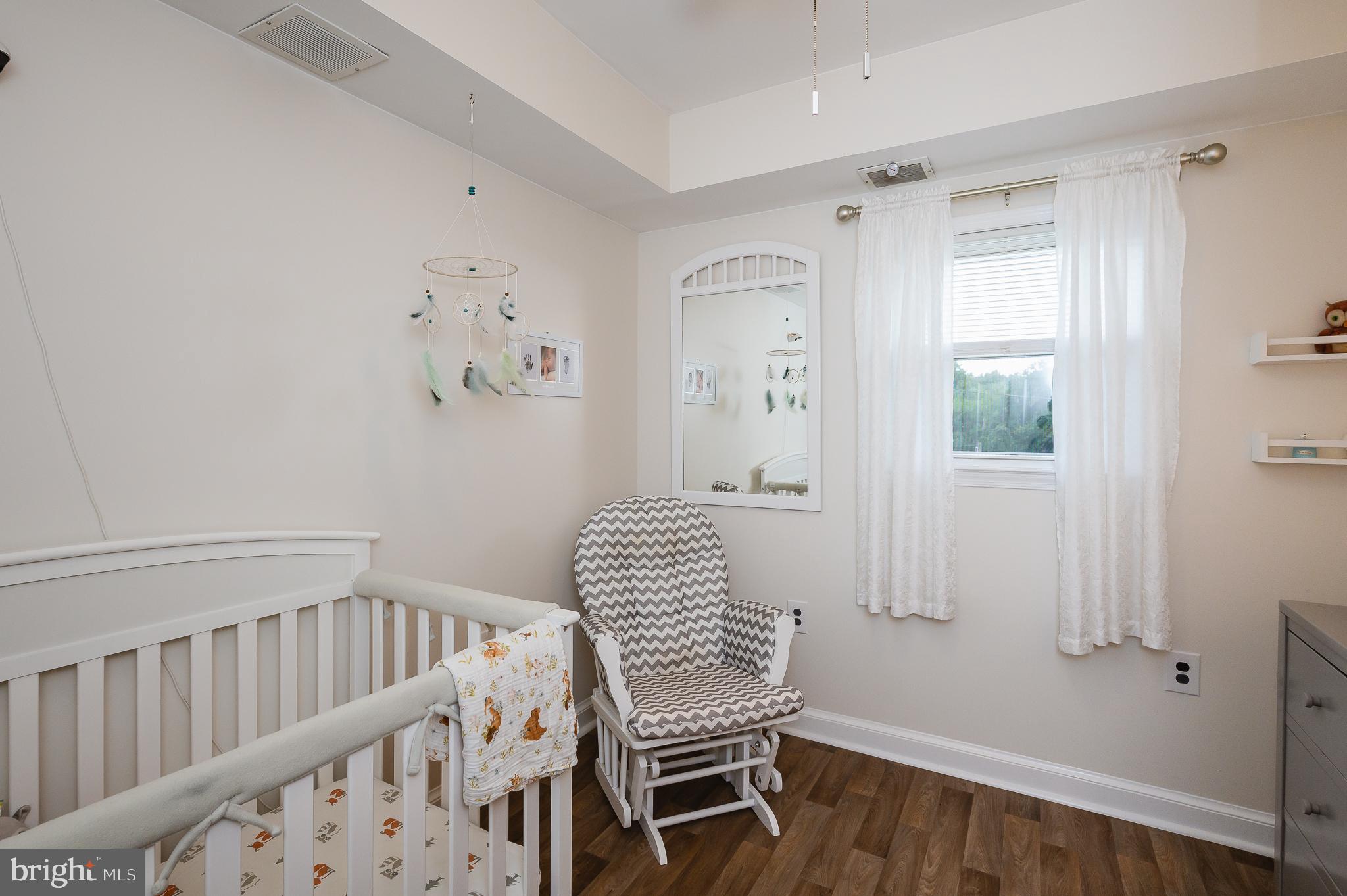 ELMWOOD - Residential