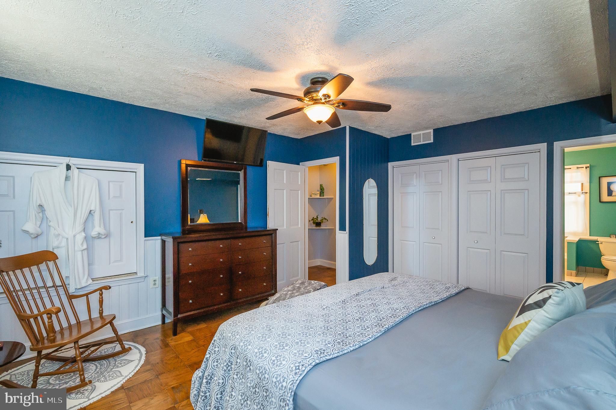 ELMWOOD - Residential