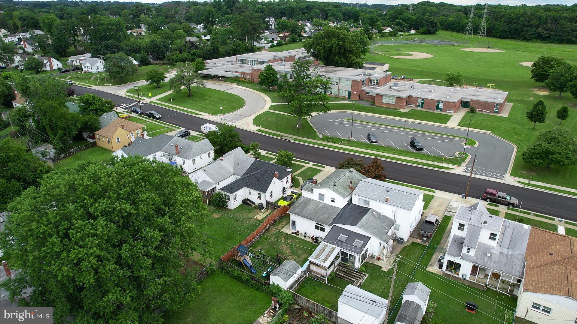 ELMWOOD - Residential