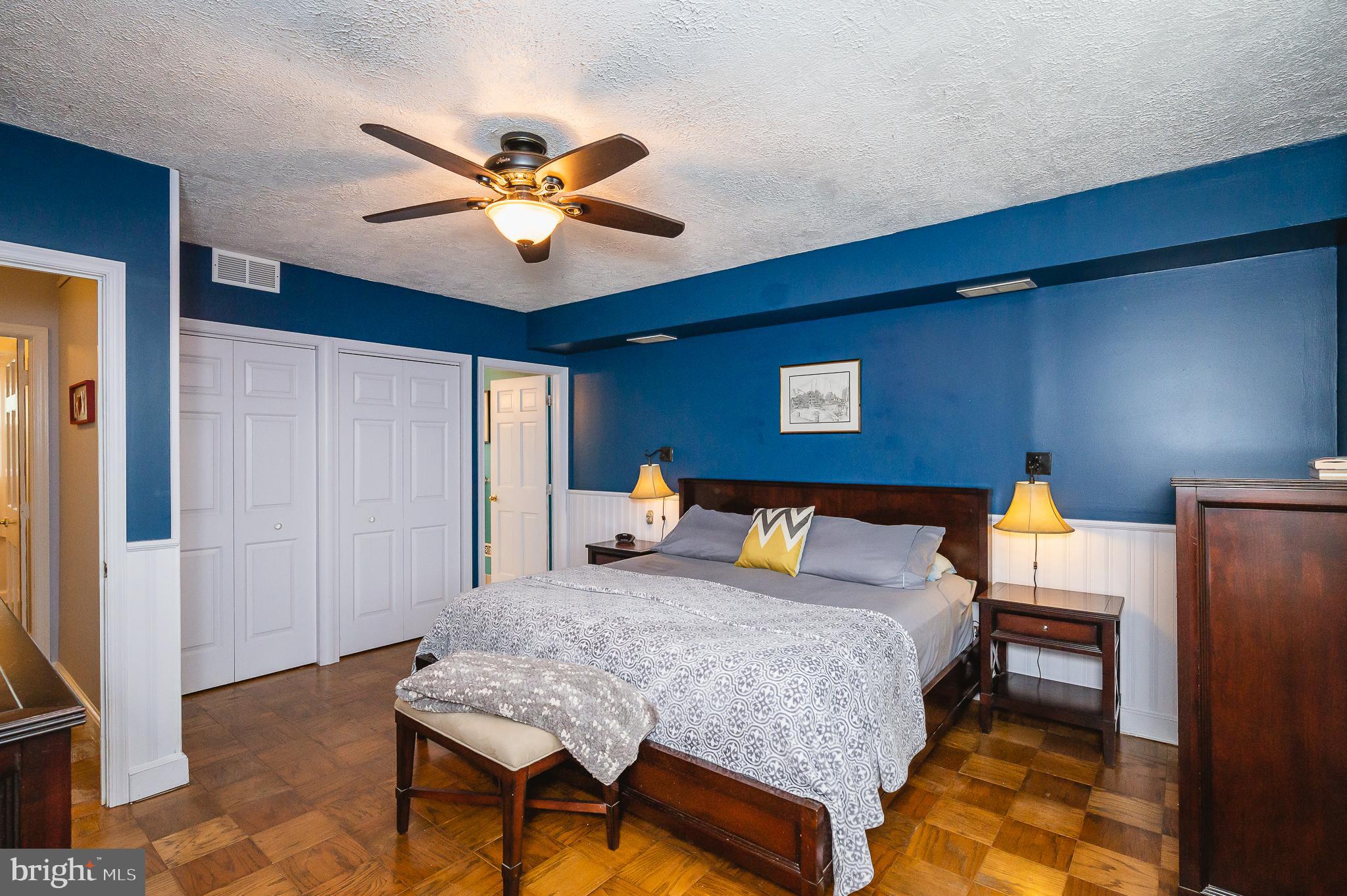 ELMWOOD - Residential