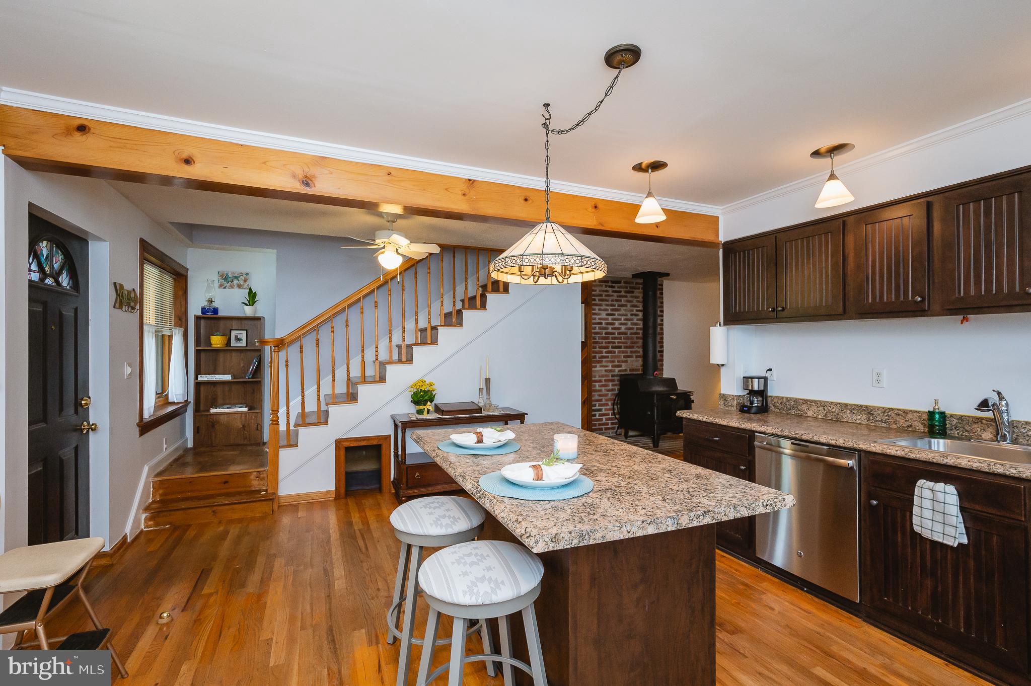 ELMWOOD - Residential