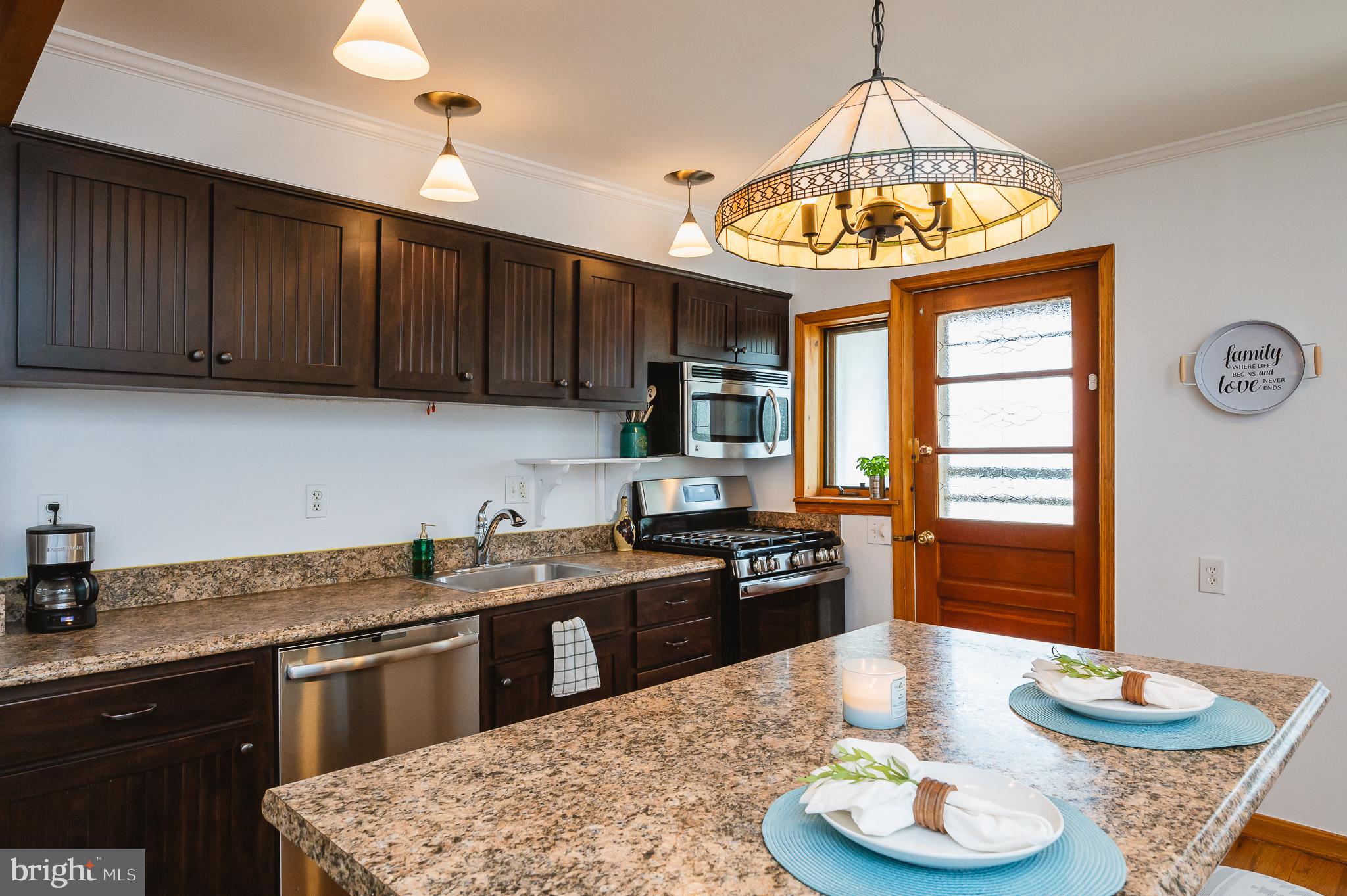 ELMWOOD - Residential