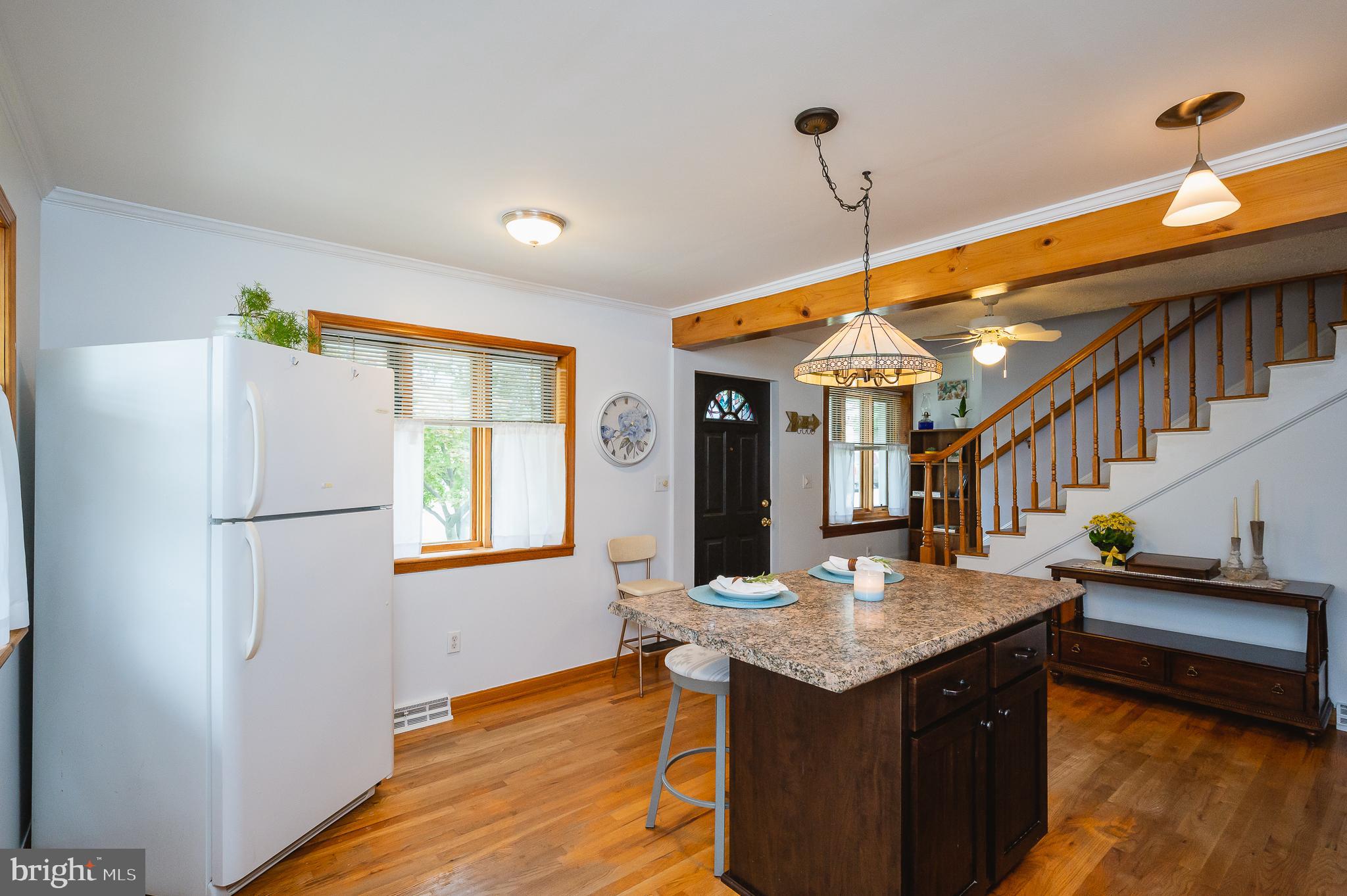 ELMWOOD - Residential