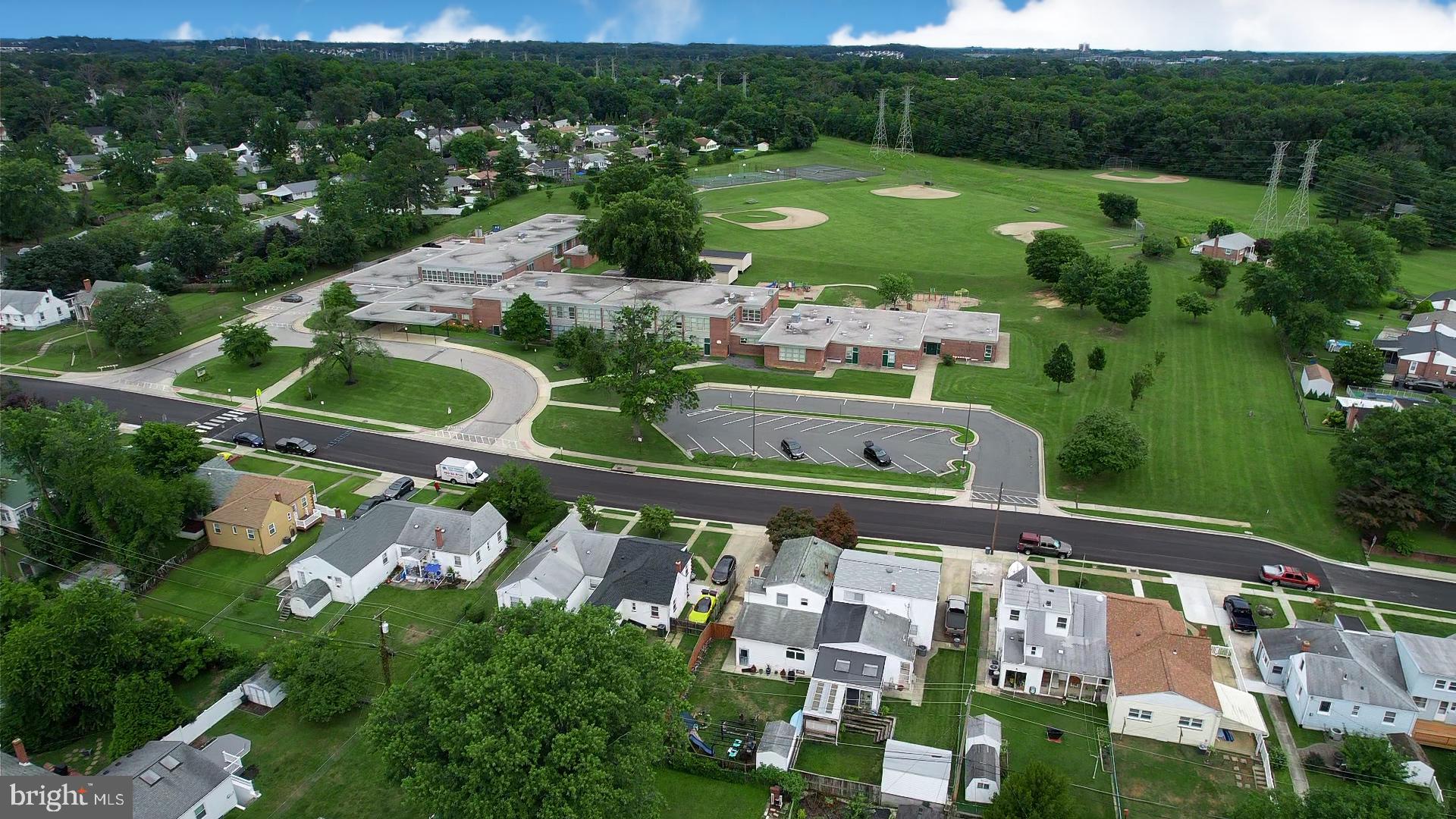 ELMWOOD - Residential