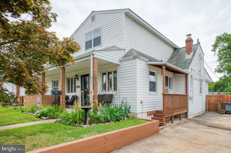 Come and see this nicely maintained duplex in Baltimore!  No HOA!  This three bedroom, two full bathroom home comes with hardwood floors, updated kitchen appliances & granite island, an original wood burning stove and many other amazing features.  An open floor concept and exposed beams give this a modern touch. A huge fenced in yard with a storage shed will entertain any guest and includes a private driveway for parking.  Relax on the front porch and call this home!

**BUYER TO VERIFY SCHOOL DISTRICTS**

Please have your agent's read the agent comments. All offers are due by 7pm Monday, July 18th.